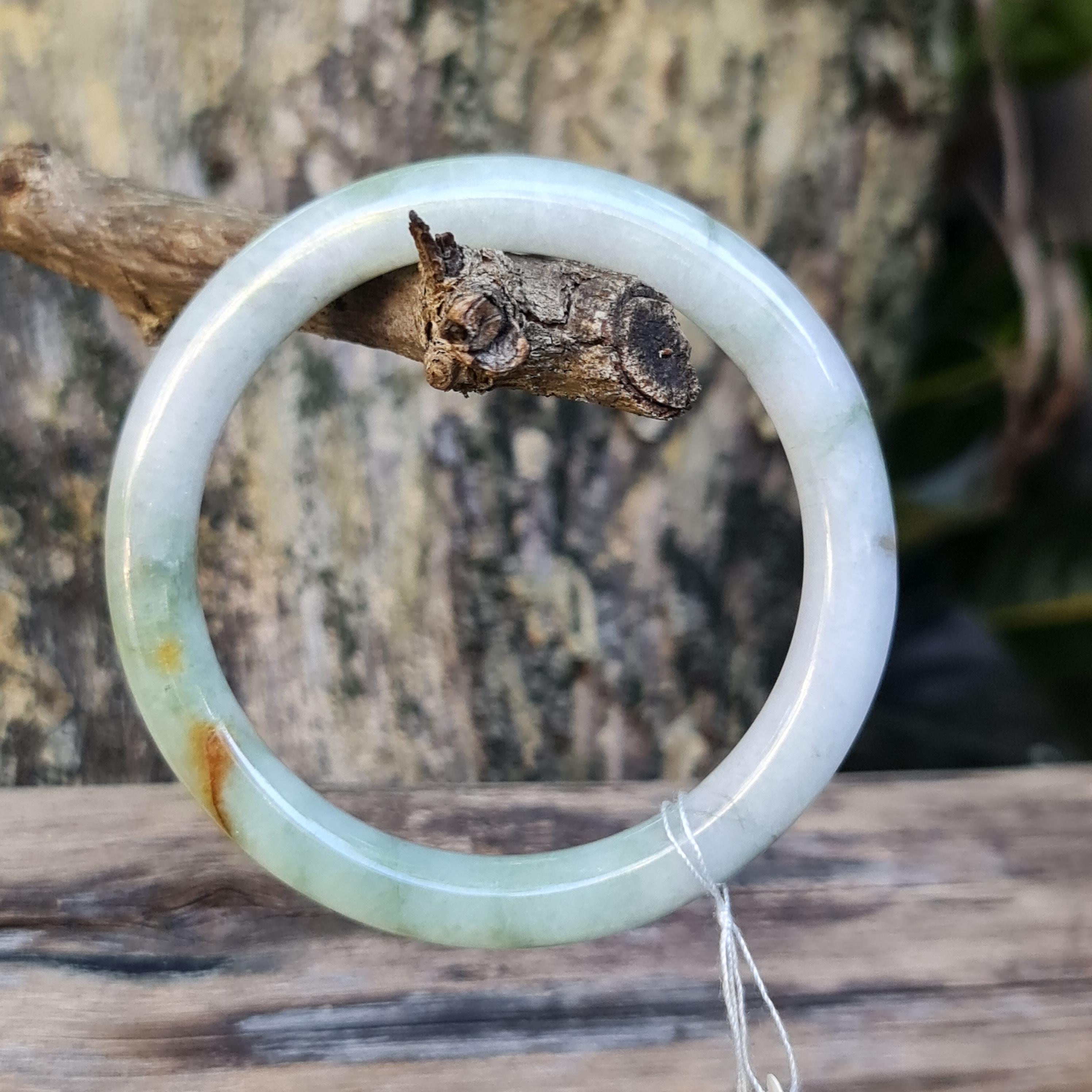 JB6711065 หยก พม่า แท้ Jade กำไลหยก 51.1 มม. (Jadeite bracelet) พม่า (Myanmar)
