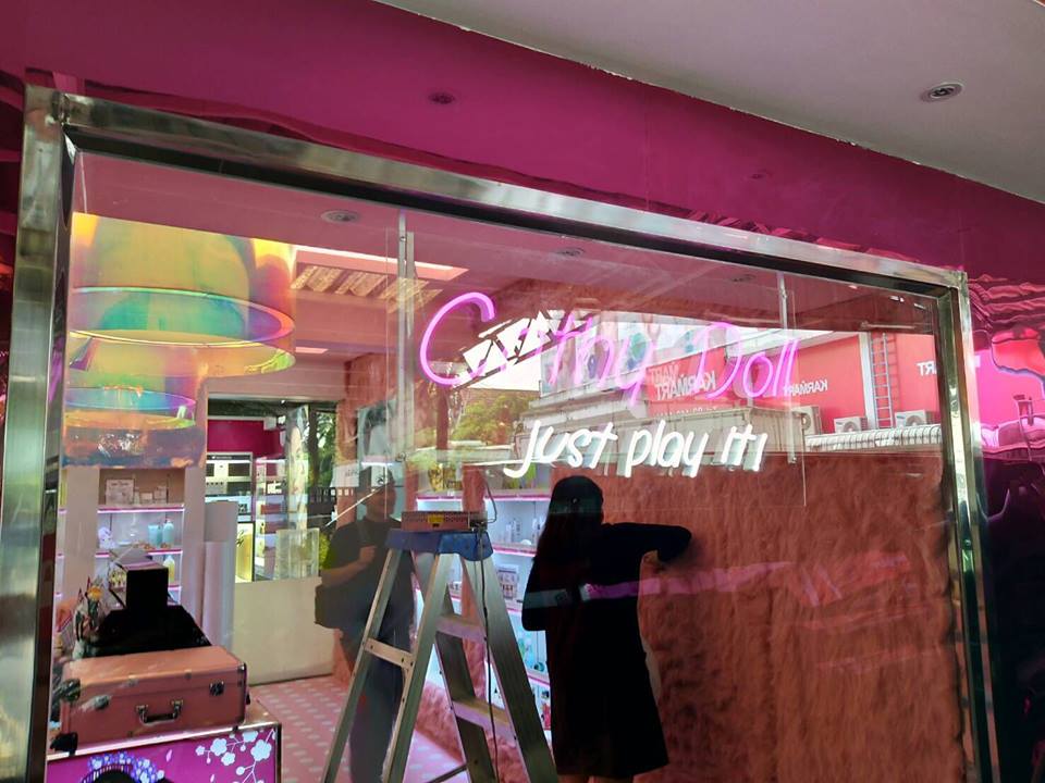 ป้ายไฟนีออนดัด ร้าน#ChooseDress #ป้ายไฟสยามวัน #ป้ายไฟซอยจุฬา