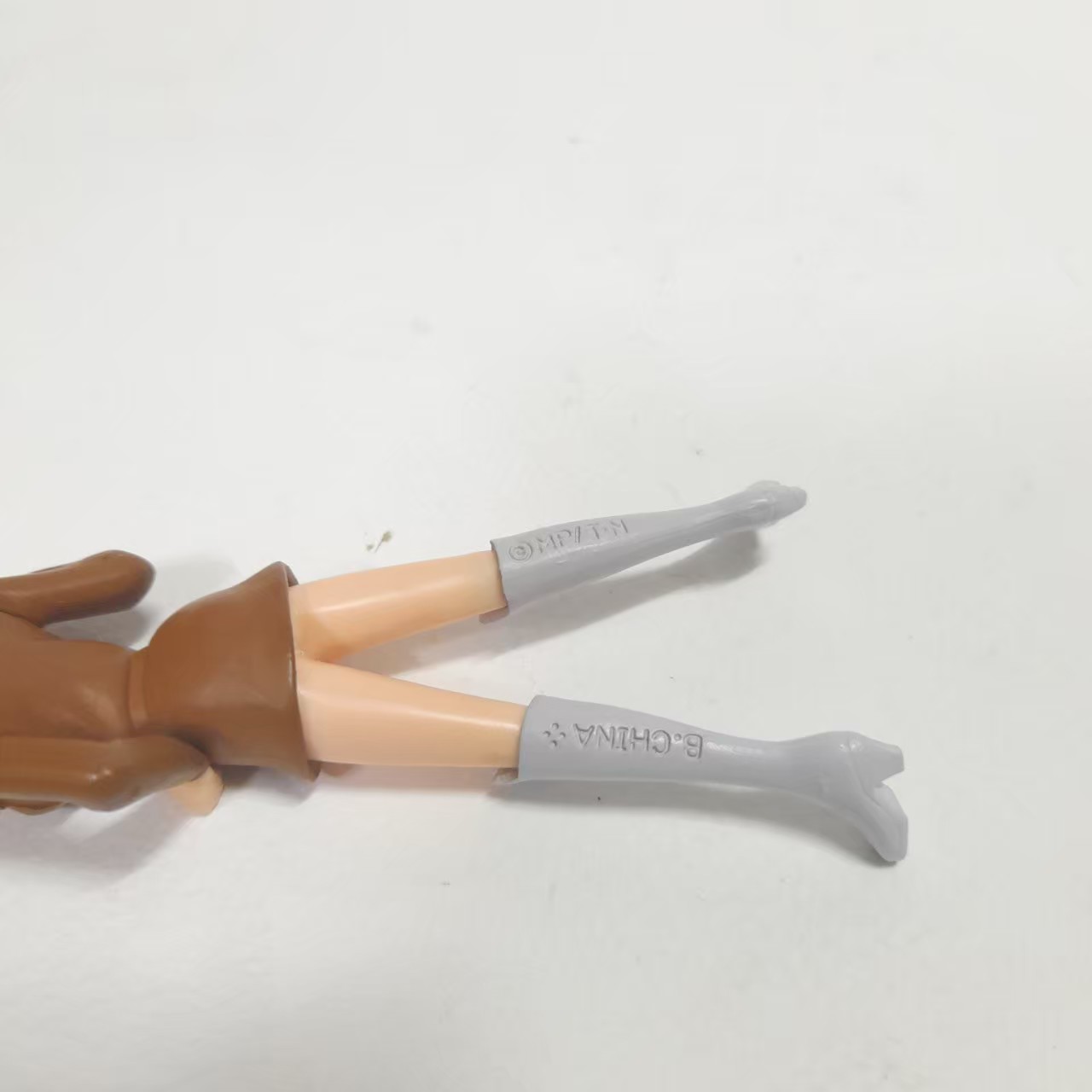 ฟิกเกอร์ 3.5-4นิ้ว มิเนะ ฟูจิโกะ จาก ลูแปงที่3 ขนาดตามรูป มือสองสภาพดี มีรอยบ้าง