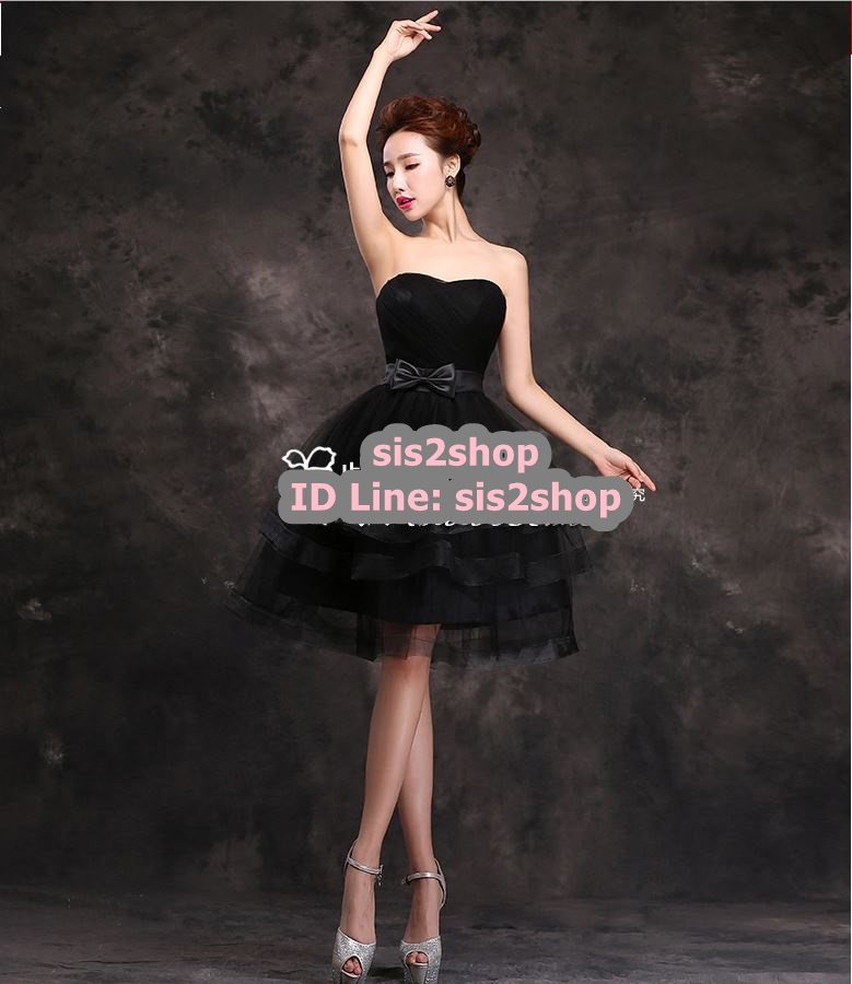 พร้อมเช่า ชุดแฟนซีสั้น เกาะอก กระโปรงระบาย 3 ชั้น แต่งโบว์ช่วงเอว สีดำ (ด้านหลังเป็นเชือกผูก)