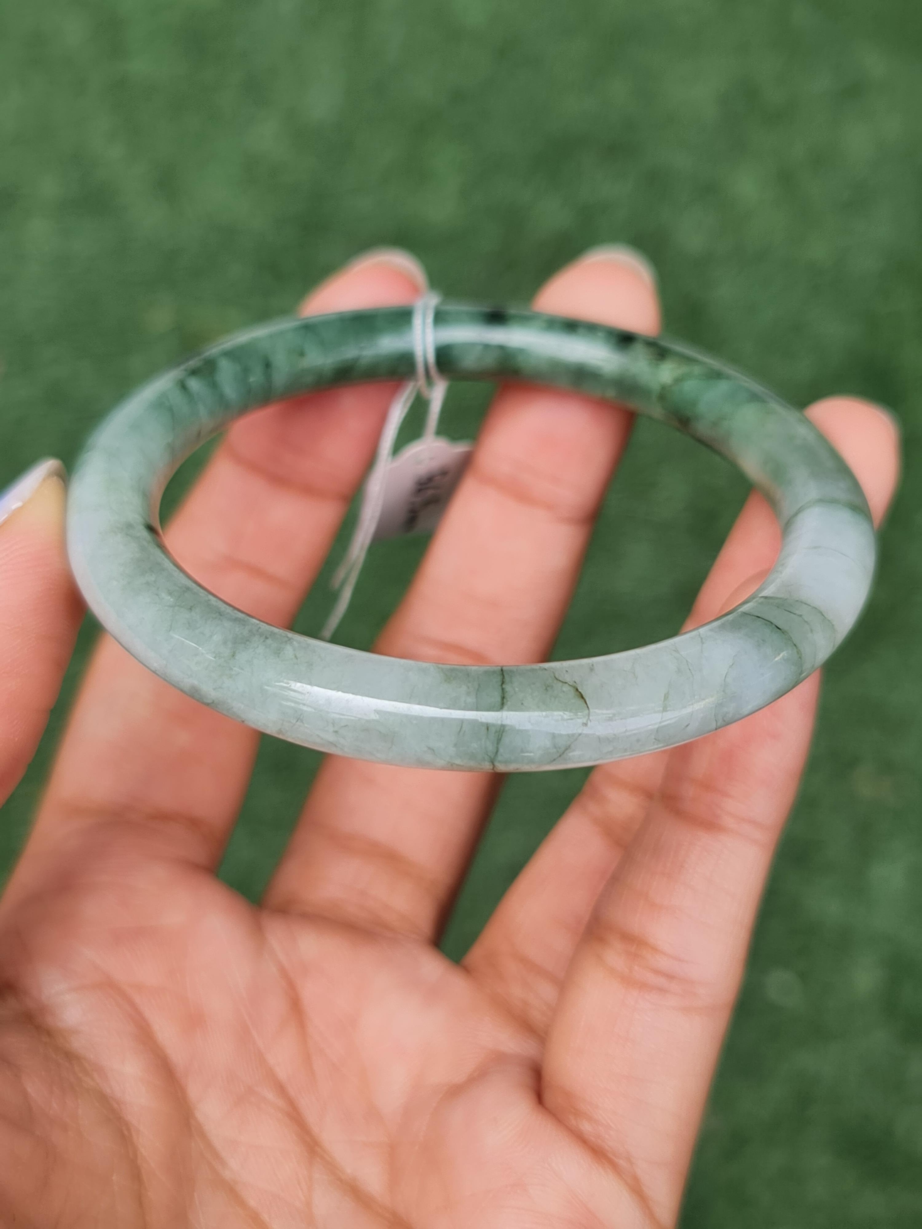 JB0703-004 หยก พม่า แท้ Jade กำไลหยก (Jadeite bracelet) พม่า (Myanmar) 56.5 มม.
