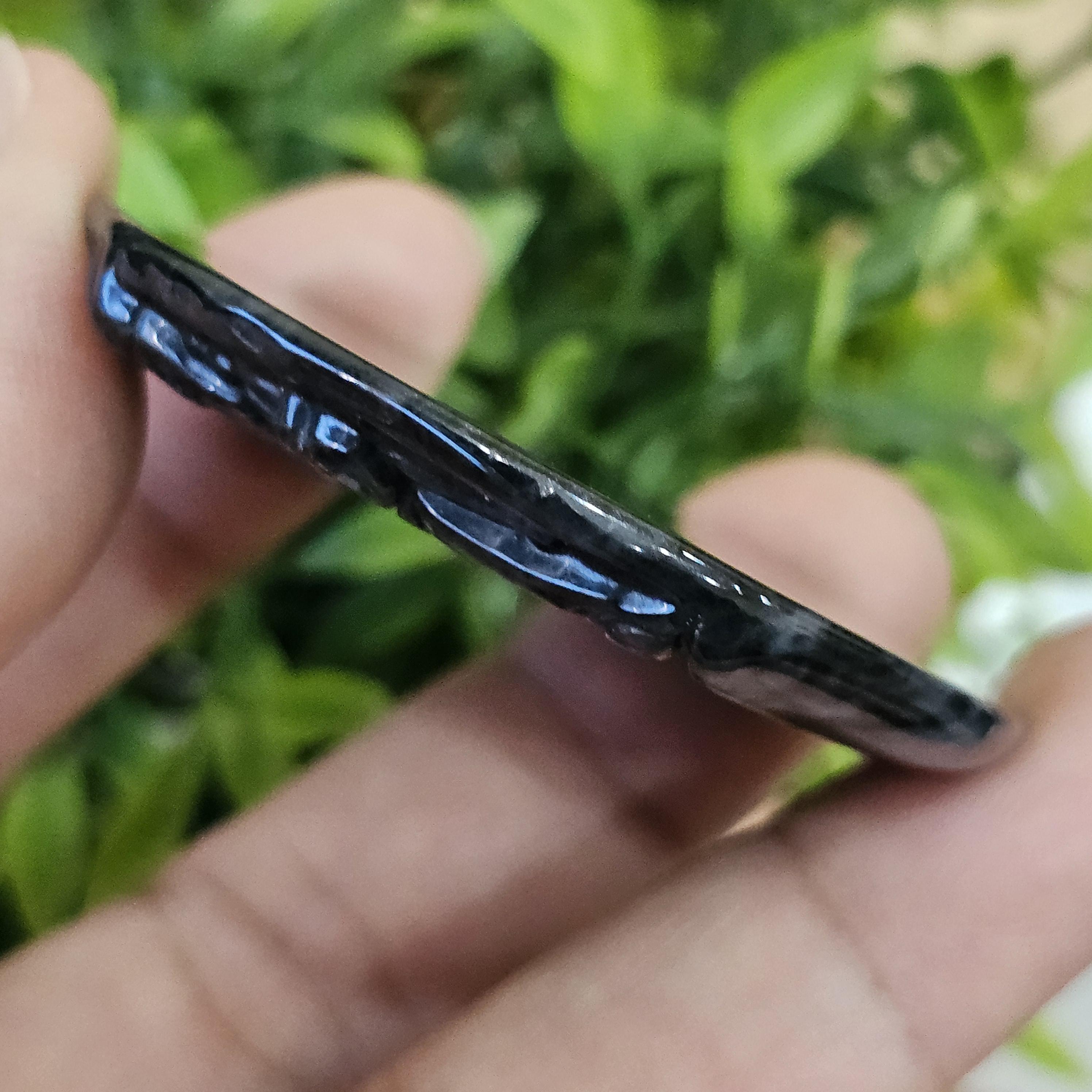 หยก พม่า แท้ Jade จี้หยก (jadeite) แกะสลักปี่เซียะ 138.62 กะรัต (Cts.) ดิบ ไม่ผ่านการปรับปรุง (Type A) พม่า (Myanmar)