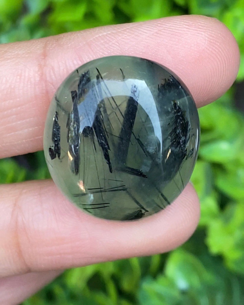 ไหมดำ พรีไนท์ Prehnite with Black tourmaline 39.80 กะรัต Cts. พลอยแท้ อัญมณีมงคลประจําวันเกิด เครื่องประดับพลอย