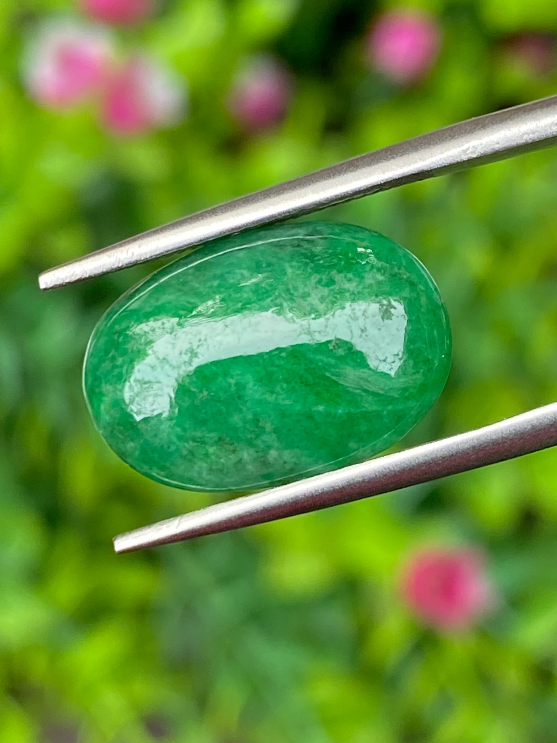 หยกพม่าเจียรนัย (Burmese jade ) 7.12 กะรัต หยกแท้ อัญมณีมงคลประจําวันเกิด เครื่องประดับหยก