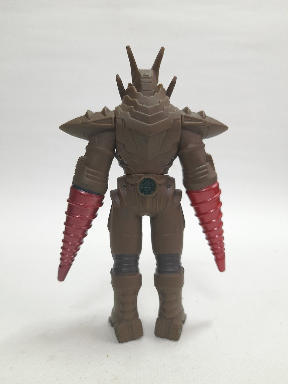 ซอฟ 5-5.5 นิ้ว หุ่นยนต์Legionoids (Alpha) จากอุลตร้าแมนซีโร่ มือสอง สภาพดี มีรอยบ้าง มีปั๊มใต้เท้า