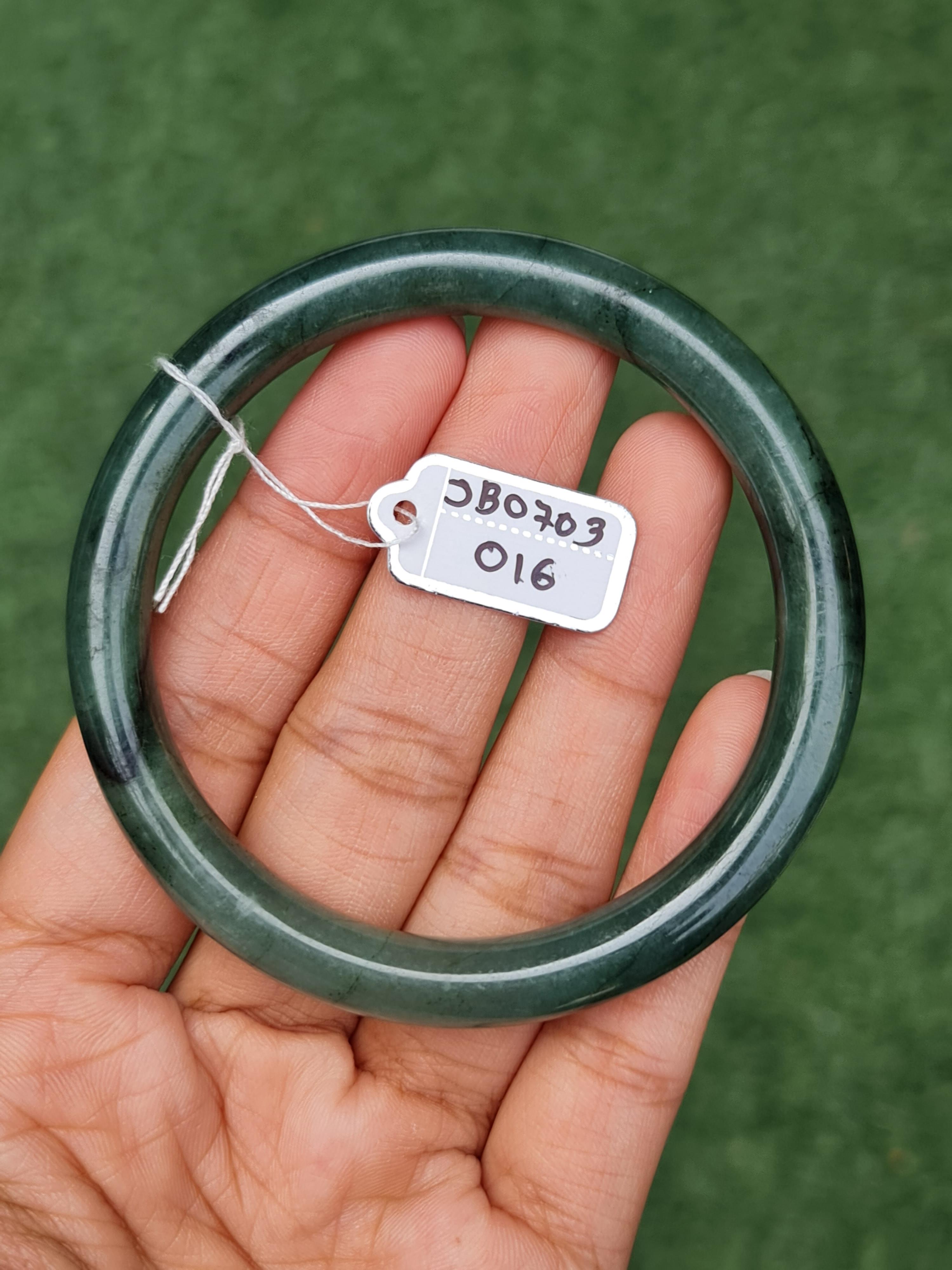 JB0703-016 หยก พม่า แท้ Jade กำไลหยก (Jadeite bracelet) พม่า (Myanmar) 59.0 มม.