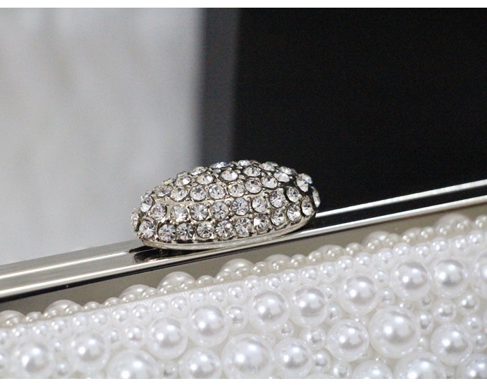 พร้อมส่ง Evening Clutch กระเป๋าออกงาน แต่งมุกทั้งใบ&จุกเปิดคริสตัล มาพร้อมสายสะพายสั้น/ยาว