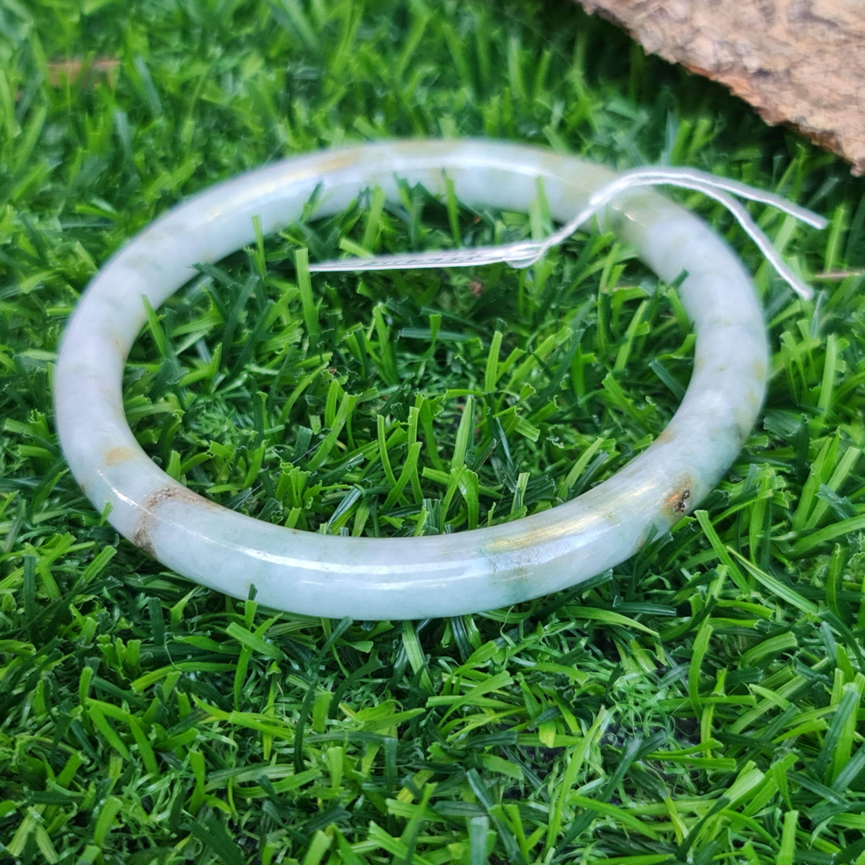 JT6711200 หยก พม่า แท้ Jade กำไลหยก 60.3 มม. (Jadeite bracelet) พม่า (Myanmar)