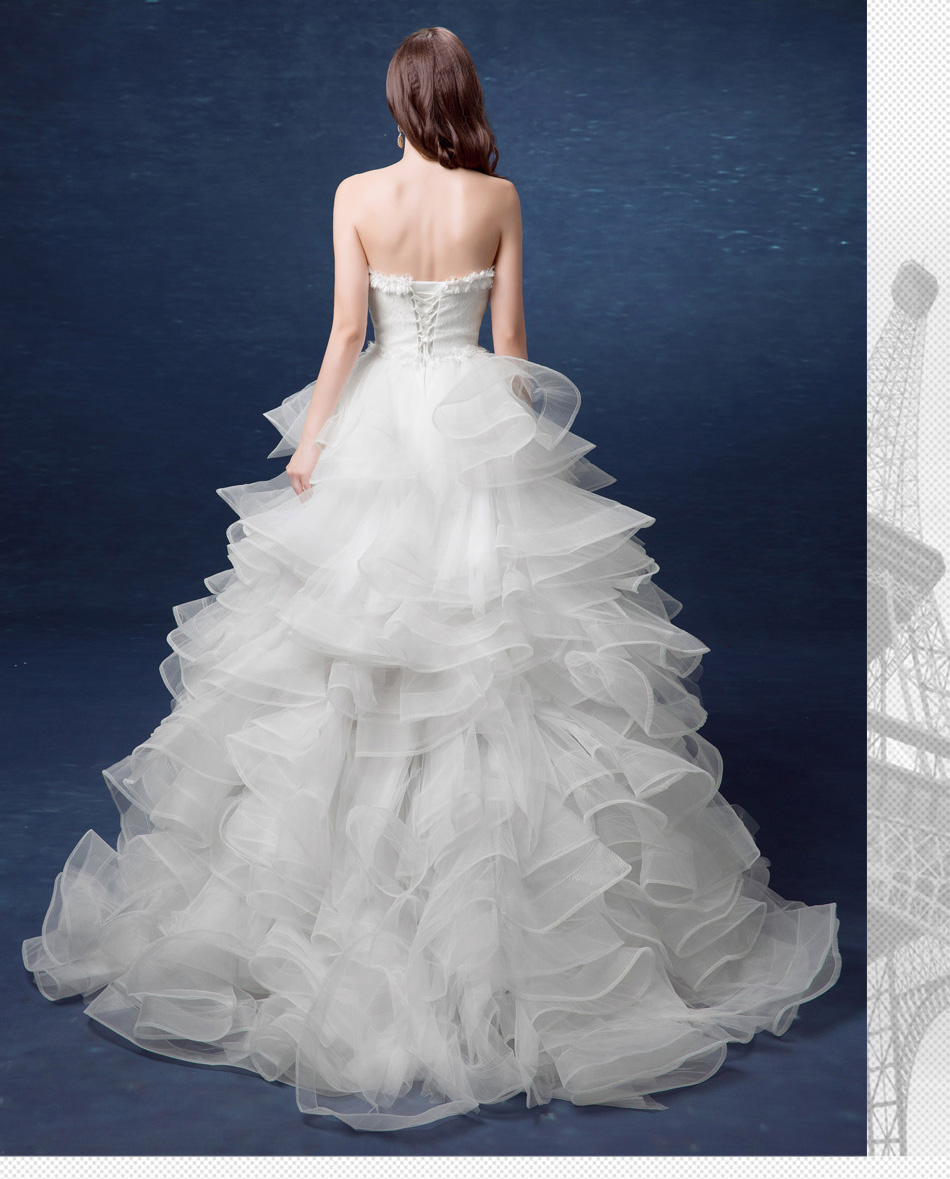 ชุดแต่งงาน เกาะอก หน้าสั้นหลังยาว