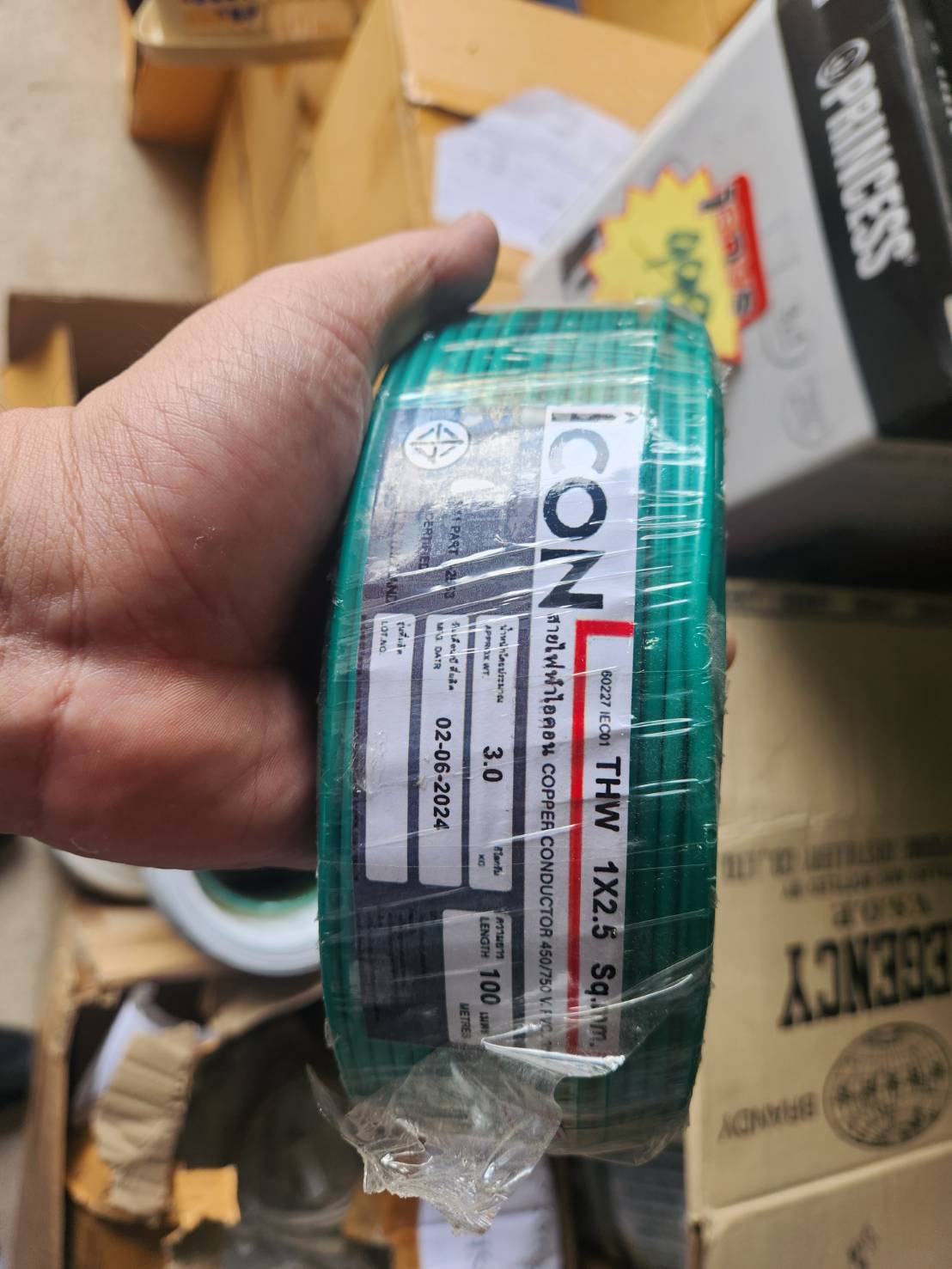ICON Copper Conductor 450/750 V.PVC THW 1X2.5 Sq.mm. 100M. (สีเขียว) #คุ้มมาก