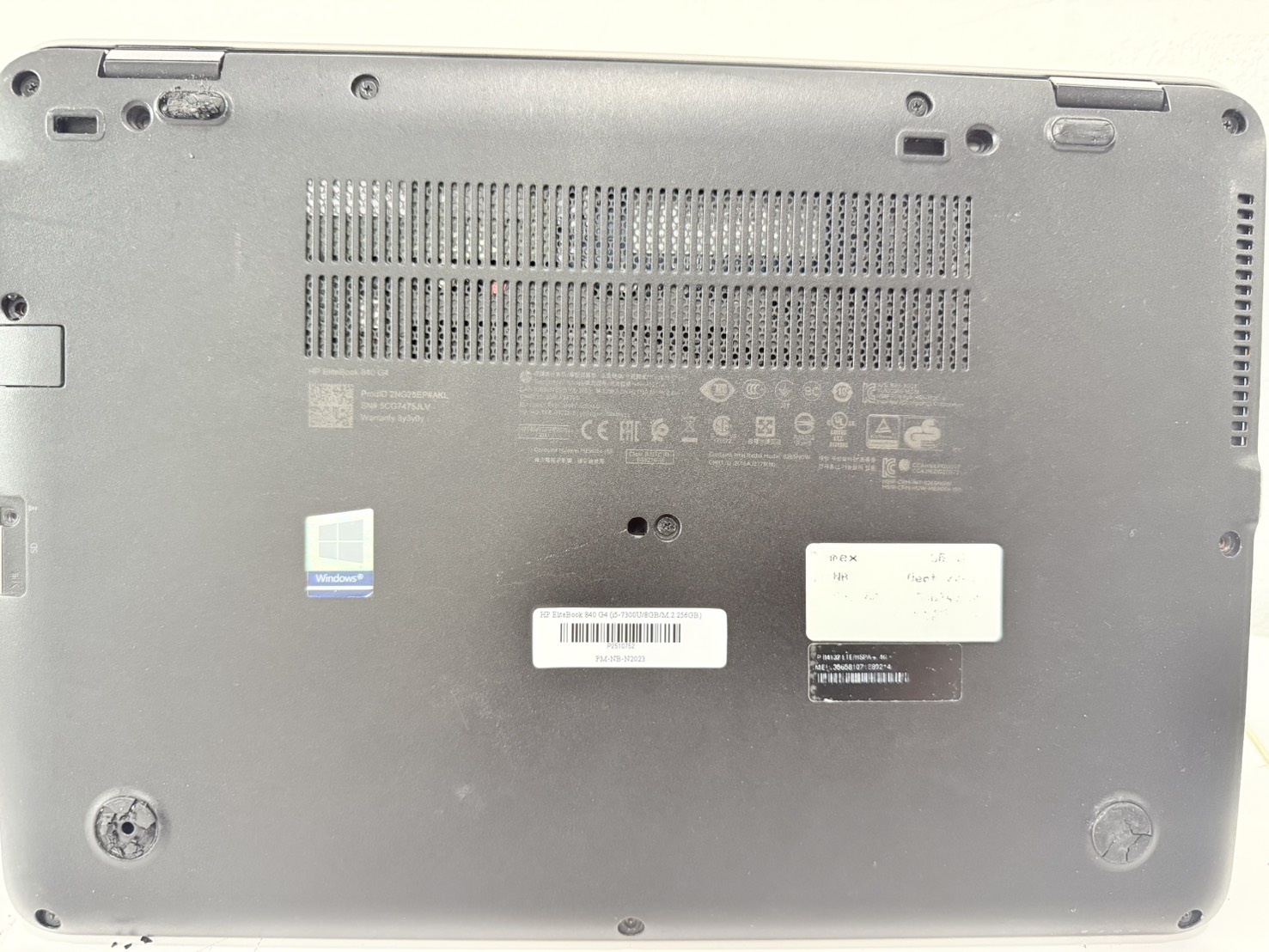 Notebook HP EliteBook 840 G4 (i5-7300U/8GB/M.2 256GB) ไม่มี Adapter แบตเสื่อม จอ Bright ขอบยางเสื่อม