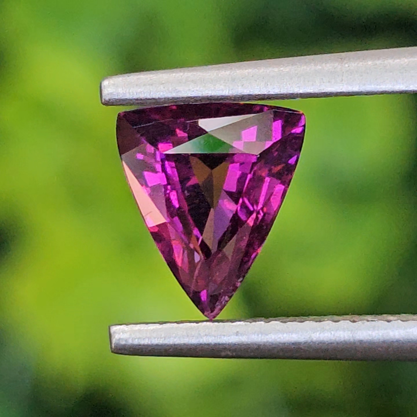 พลอย อุมบาไลต์ การ์เน็ต Umbalite Garnet 1.16 กะรัต (Cts.) ดิบ Unheated ลอยแท้ อัญมณีมงคลประจําวันเกิด เครื่องประดับพลอย