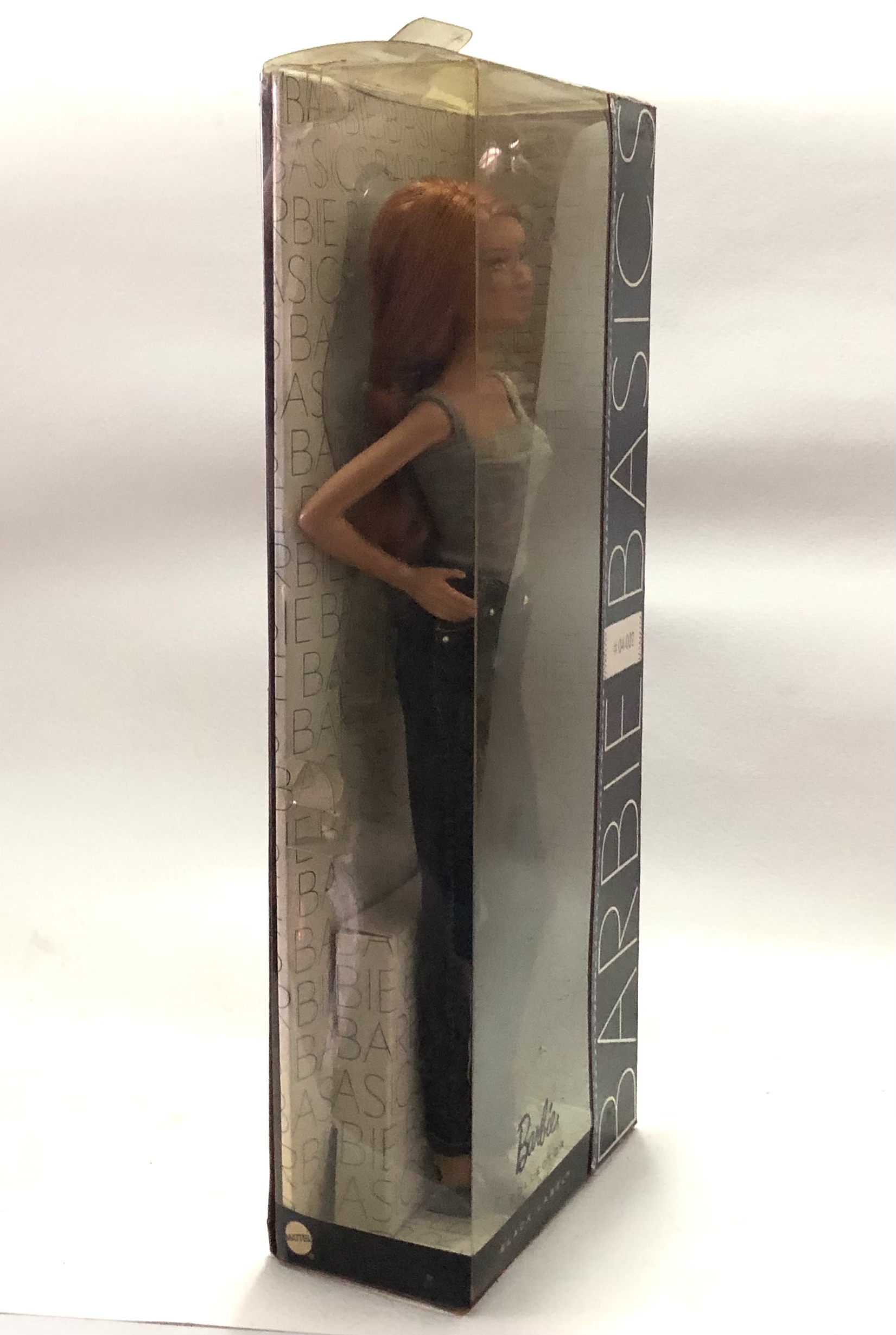 มือ1 เก่าเก็บในกล่อง ตุ๊กตาบาร์บี้ยีนส์ Barbie Basic ผมยาวสลวย