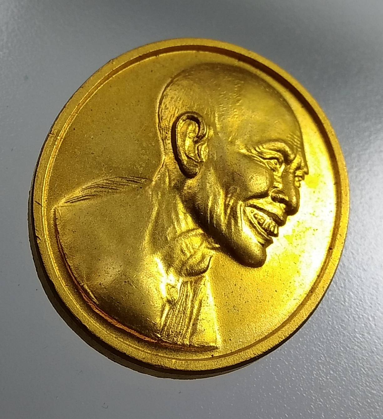 A1943 หลวงพ่อโอภาสี รุ่นบูรณะพระปรางค์ วัดพิชัยญาติ กรุงเทพฯ ปี2546