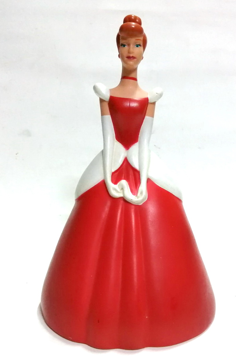 ของสะสมงานเก่า ตุ๊กตากระปุกออมสิน ซินเดอเรลลา Cinderella Red Dress รุ่นกระโปรงแดง ตัวใหญ่มาก สูง 25 ซม. กว้าง 18 ซม.เนื้อซอฟไวนิล ยังไม่เสื่อมสภาพ สภาพดี*** ขาดจุกปิดก้นกระปุกออมสิน ,มีตำหนิเล็กน้อย ตามภาพ สภาพเก็บสะสม ของเก่า