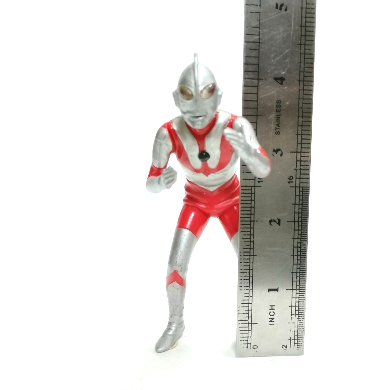 ยางตัน 4.5นิ้ว อุลตร้าแมน ขนาดตามภาพ งานปี 2000 ชุด Hiper detail (HD)