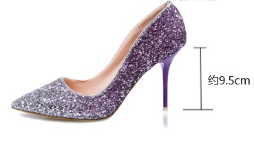 รองเท้าออกงาน รองเท้าส้นสูง แต่งกากเพชร ไล่สี สวยหรู