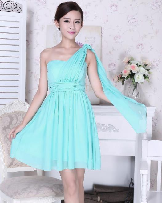 พร้อมส่ง ชุดเดรสสั้น เกาะอก ไหล่เดียว จับสม๊อกด้านหลัง