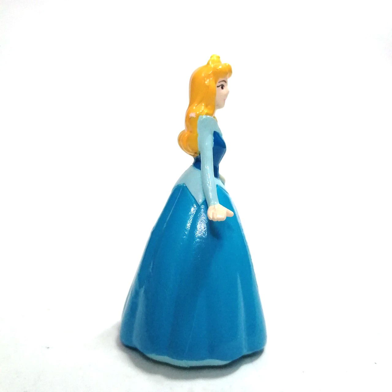 ช็อคโกเอ้ก เจ้าหญิง ออโรร่า หรือ เจ้าหญิงนิทรา The Sleeping Beauty ขนาดประมาณ 5ซม. ตามรูป ทำสีสำเร็จรายละเอียดสวยคม