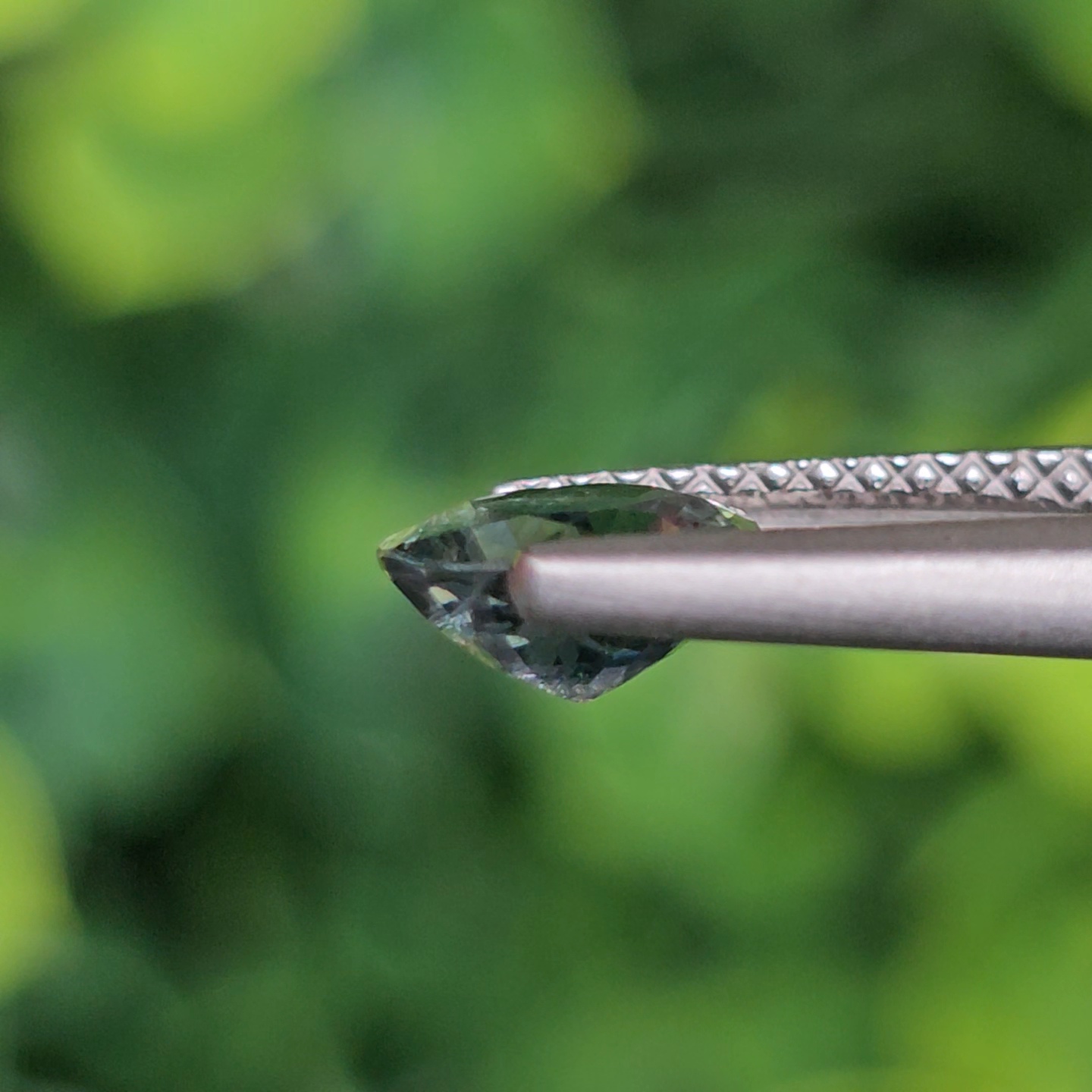 พลอย ไพลิน blue sapphire 1.22 กะรัต (Cts.) พลอยแท้ อัญมณีมงคลประจําวันเกิด เครื่องประดับพลอย