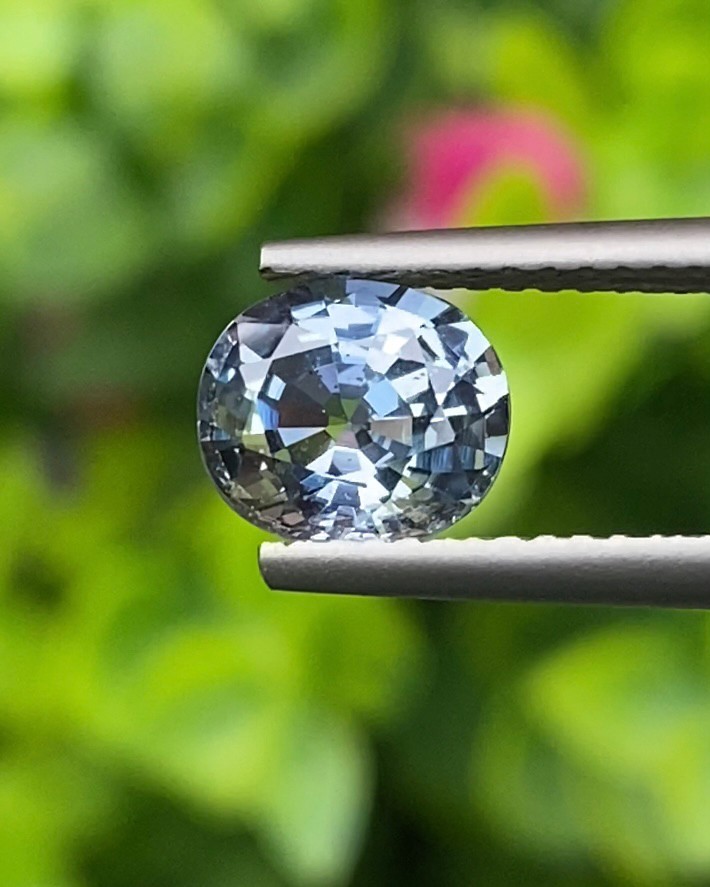 พลอย ไพลิน Blue Sapphire 1.45 กะรัต (Cts.) พลอยแท้ อัญมณีมงคลประจําวันเกิด เครื่องประดับพลอย