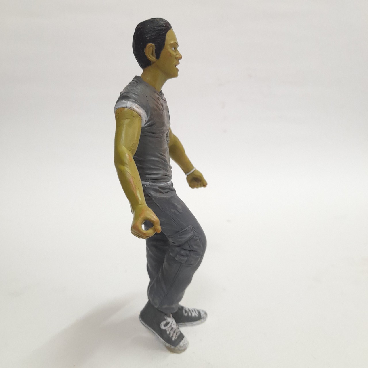 ฟิกเกอร์สำเร็จขยับไม่ได้ ***ไม่มีกระดูกช้าง จาพนม จากภาพยนตร์ ต้มยำกุ้ง มีปั๊ม มือสองสภาพดีมีรอย ขนาดตามภาพ