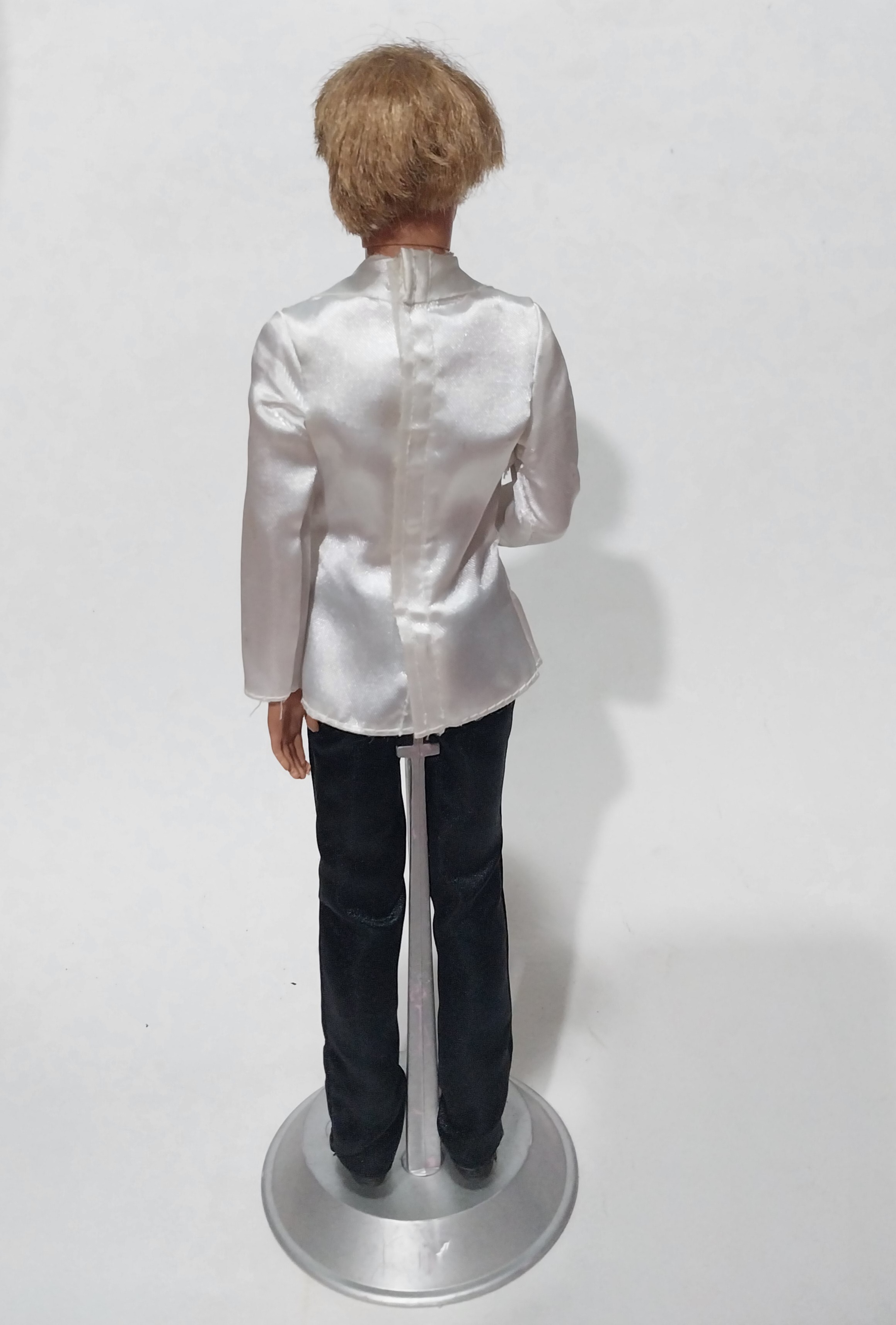 มีหลายภาพ ไม่รวมฐาน ,ตุ๊กตาบาร์บี้ผู้ชาย เคน รุ่นมีผม ใส่ชุดแต่งงาน เจ้าบ่าว ของแท้แมทเทล 2010,12 นิ้ว