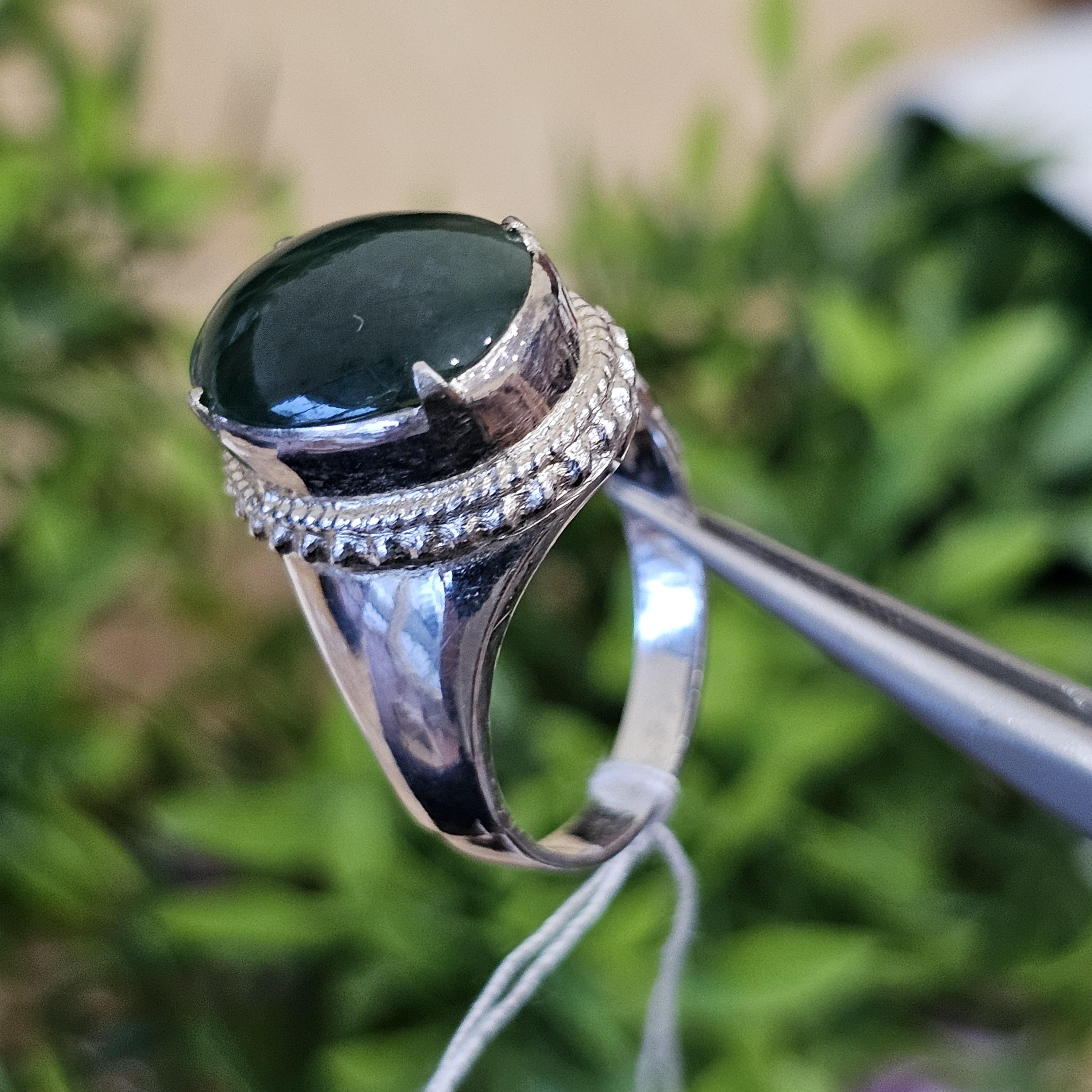หยก พม่า แท้ Jade แหวนหยก (jadeite Ring) Size 59 ดิบ ไม่ผ่านการปรับปรุง (Type A) พม่า (Myanmar)