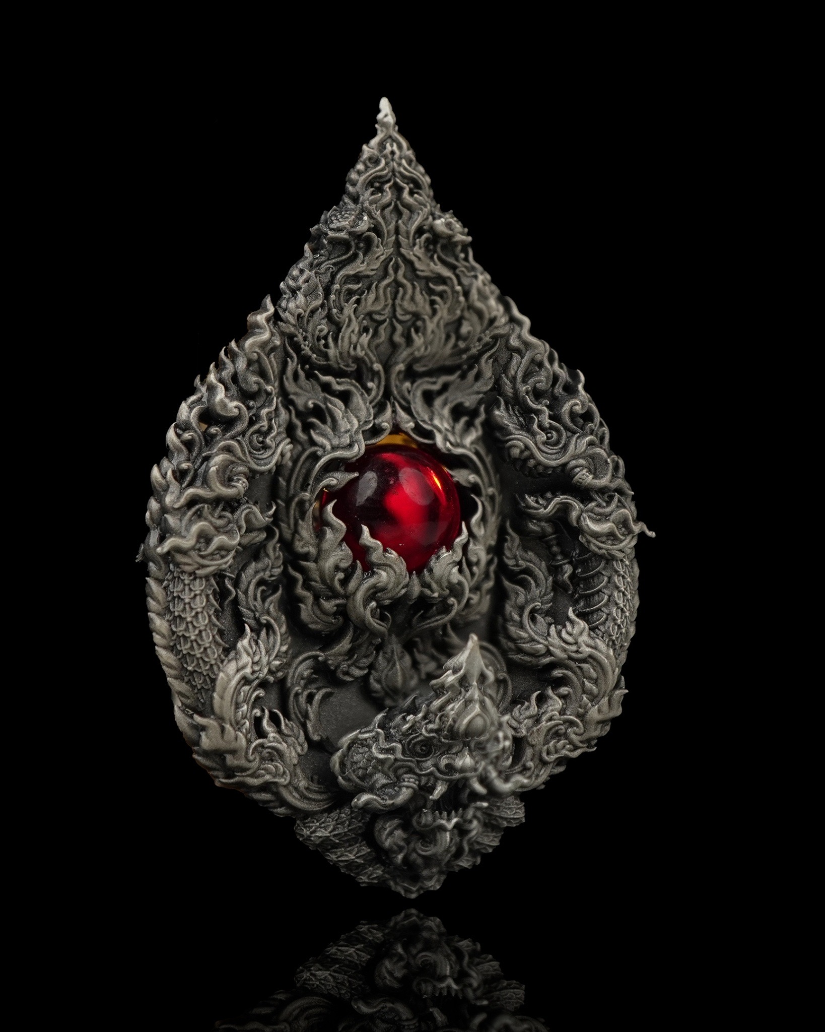 เหรียญมณีนาคราชแก้วบุญฤทธิ์ รหัส2 เนื้อเงินแท้รมซาติน