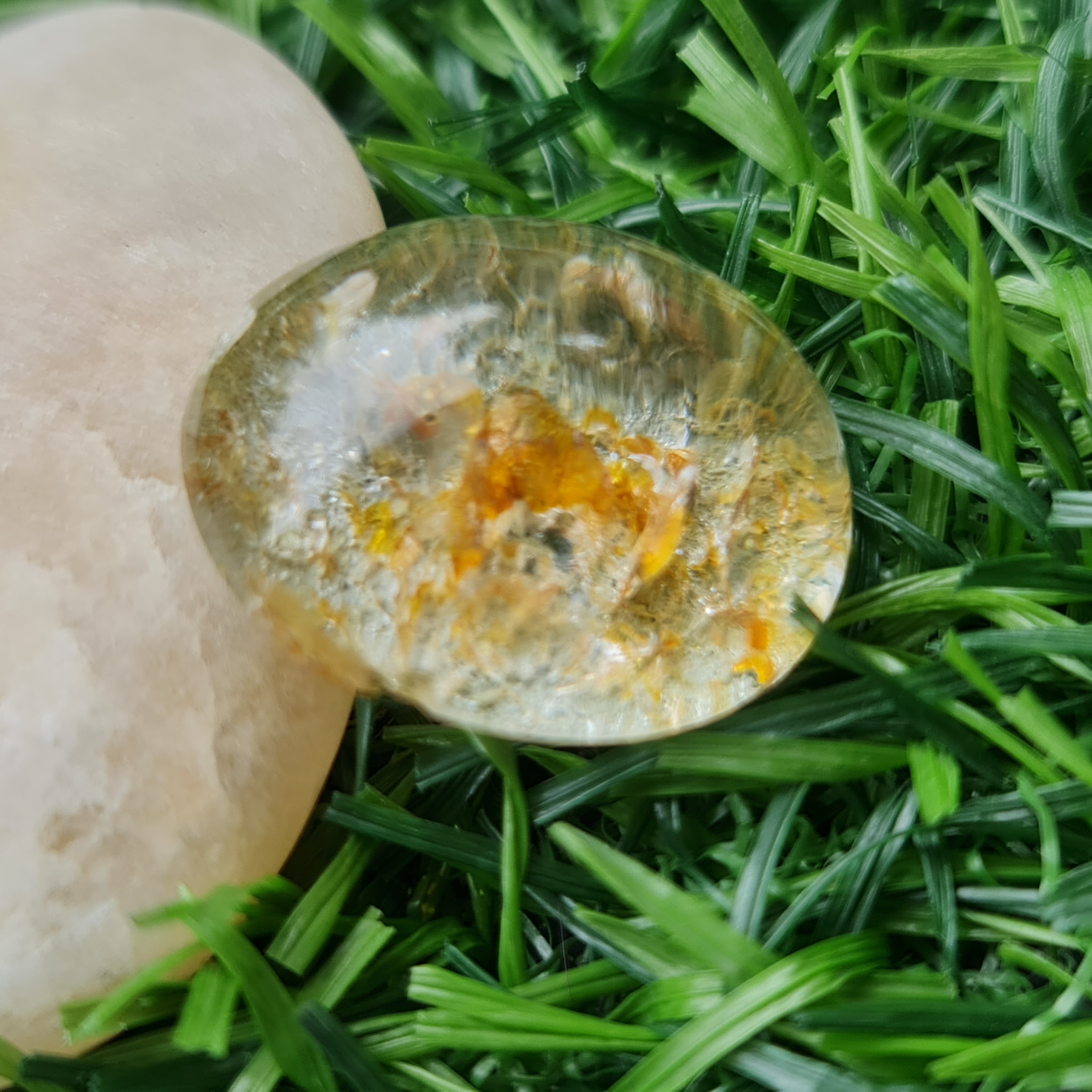 โป่งข่าม ควอตซ์ Rutilated Quartz 33.64 กะรัต Cts. พลอยแท้ อัญมณีมงคลประจําวันเกิด เครื่องประดับพลอย