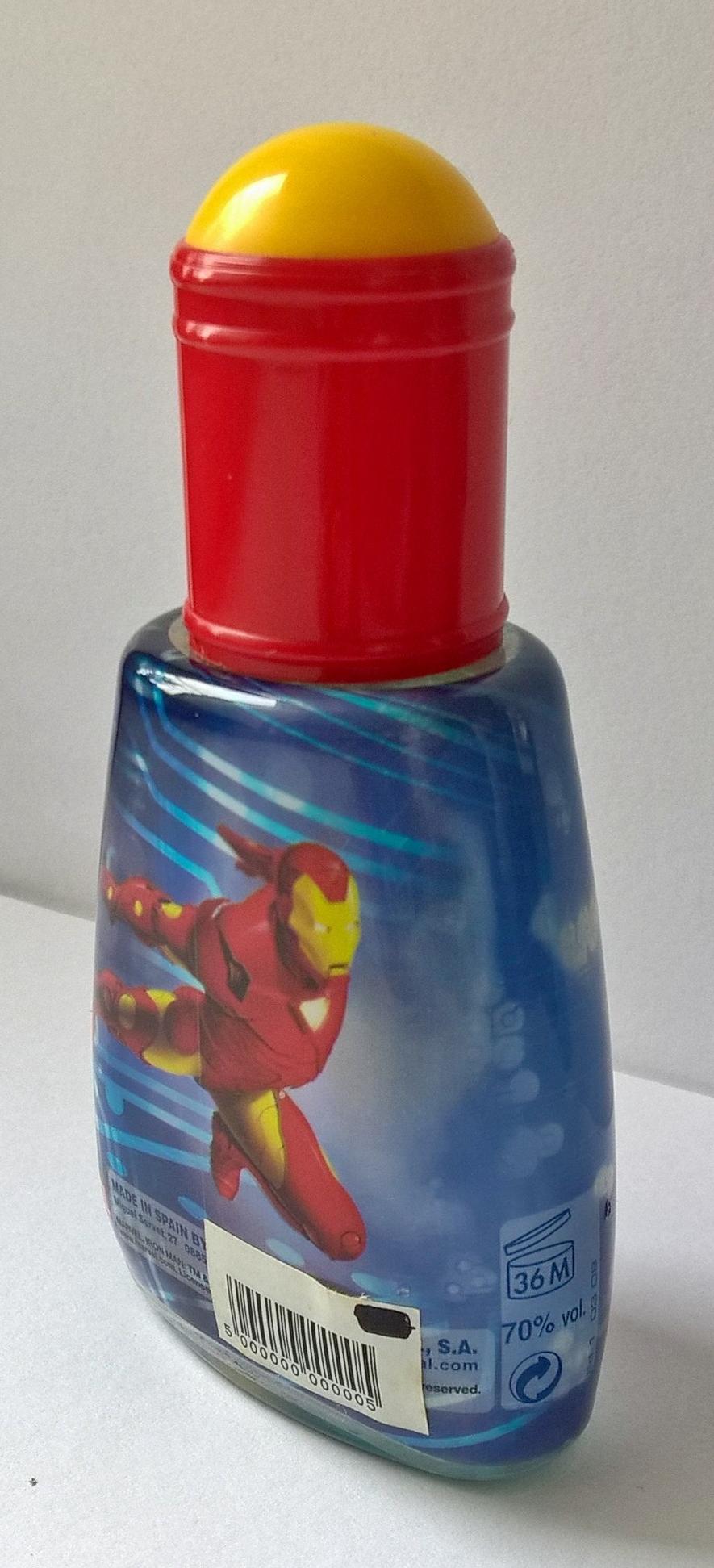 ขายของสะสมขวดน้ำหอม edt ขวดไออ้อนแมน IRON MAN ขวดแก้ว เป็นพลาสลิกพิมพ์ลายหุ้มขวด ฝาทรงสูงสีแดงครอบไว้เฉยๆ กดคลิกไม่ได้ มีกล่องตามภาพ