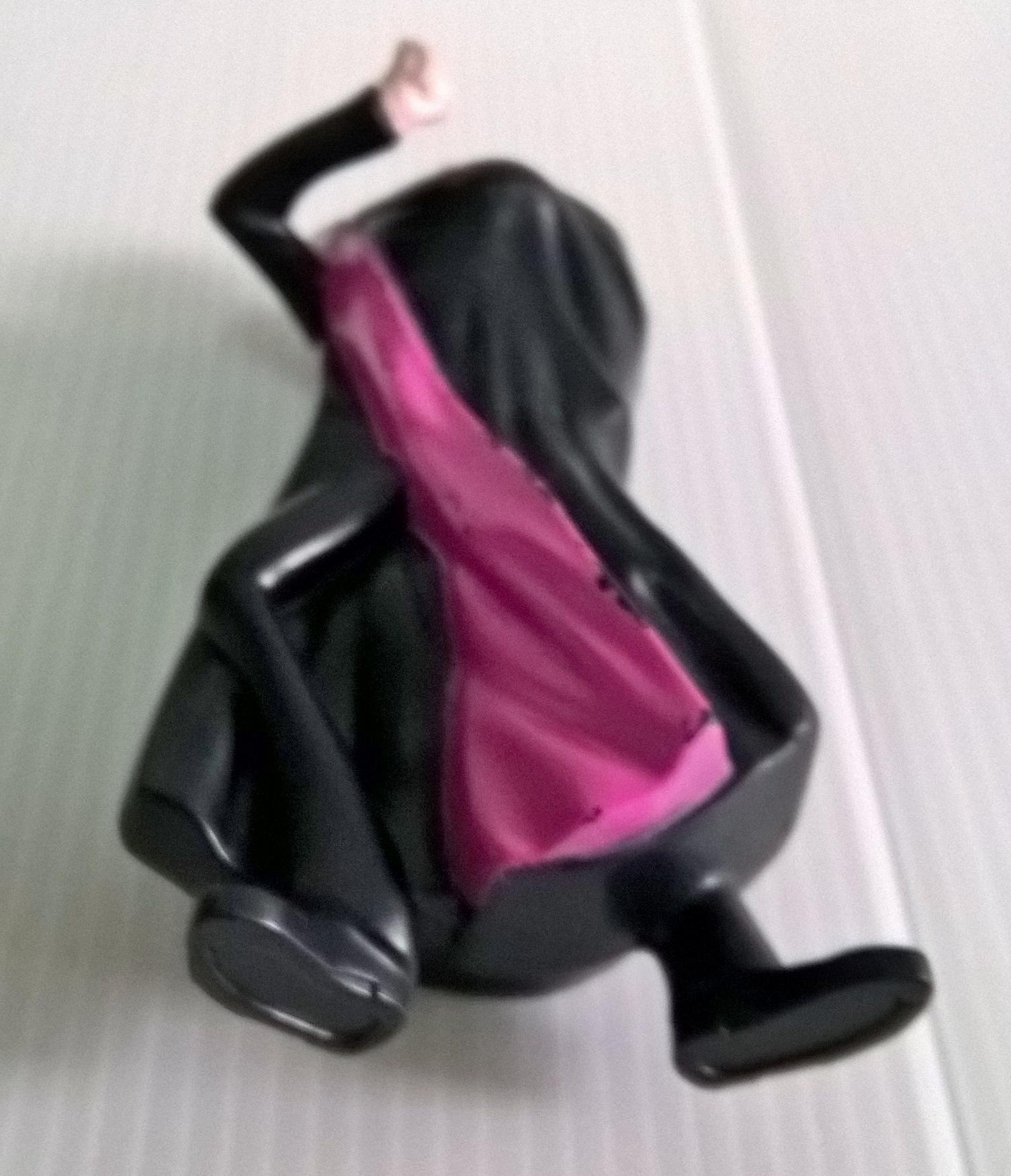 Dracular จาก hotel transylvania ขนาดประมาณ 10 cm.