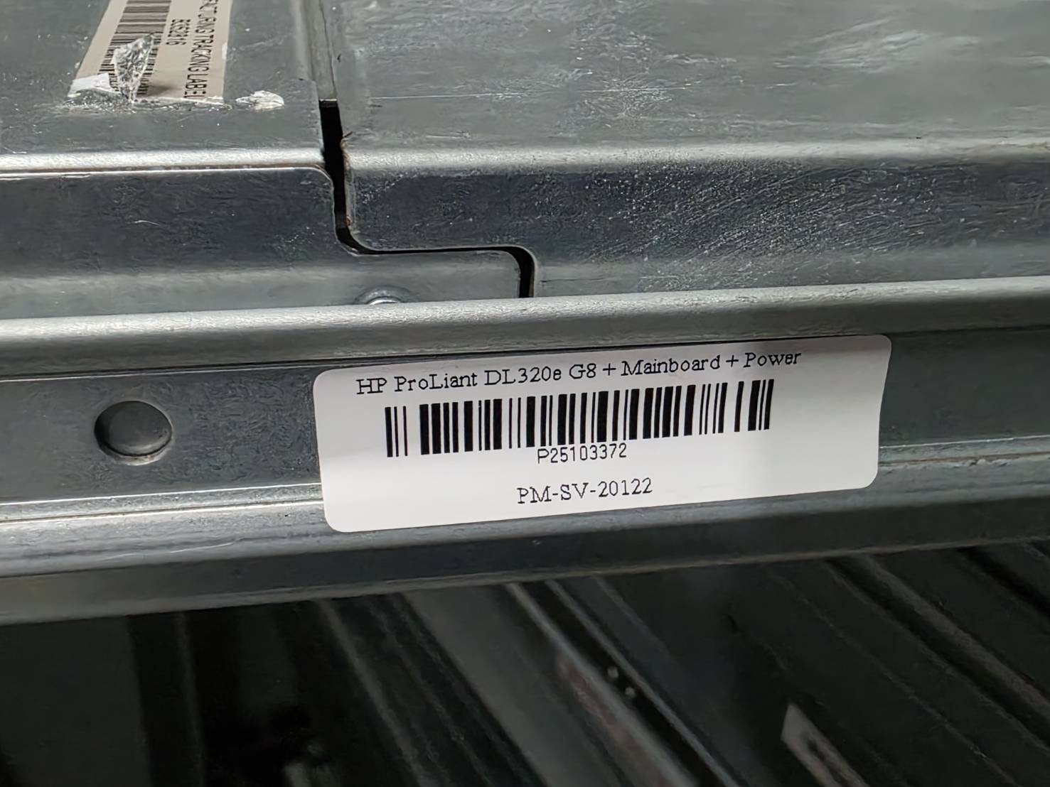 Server HPE Proliant Dl320E Gen8 E3-1240v2 Ram 32GB Tray x2