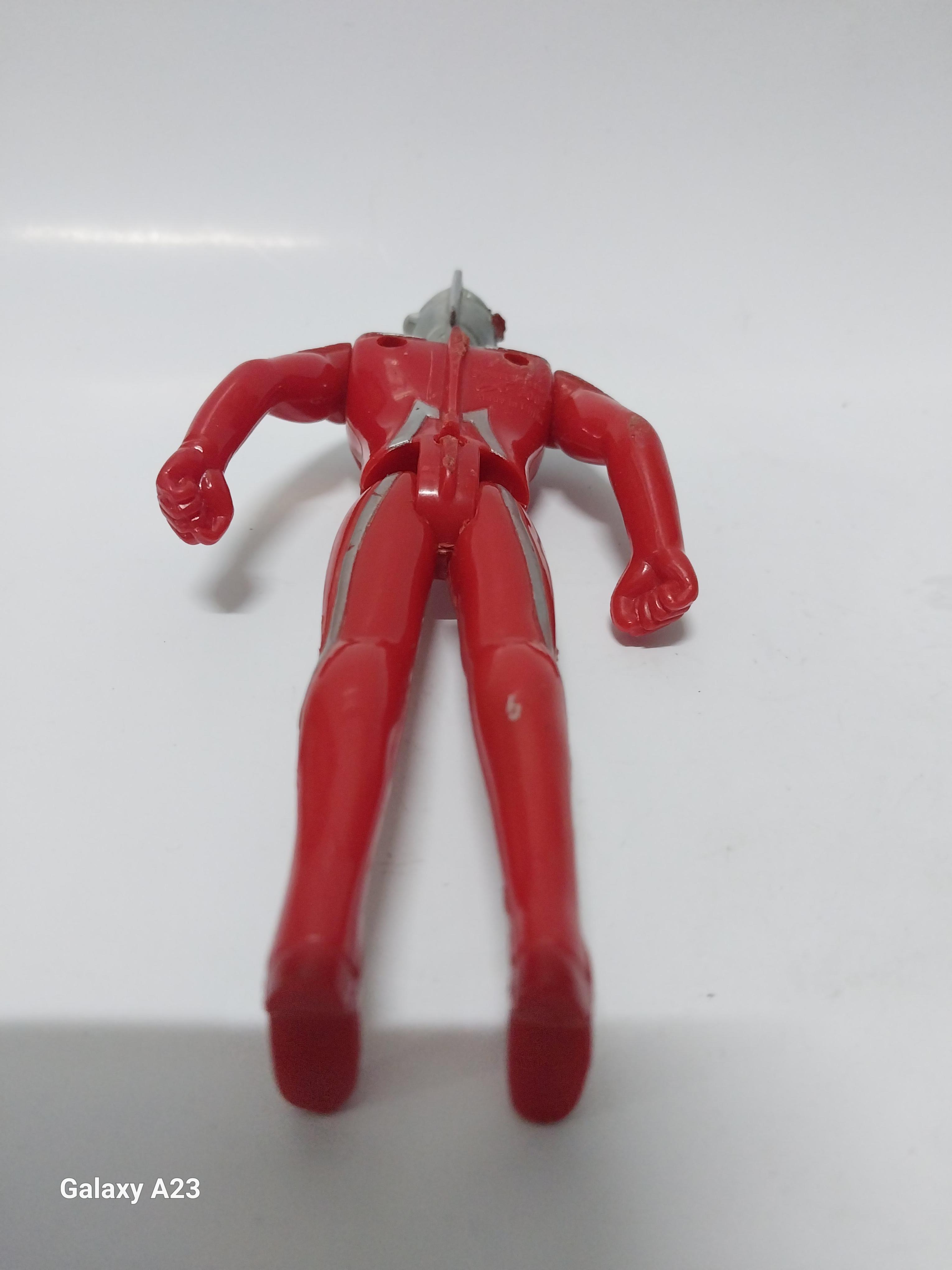 มีหลายภาพ** มีรอยที่ด้านหลังตามภาพ ฟิกเกอร์อุลตร้าเซเว่นยางตันมีจุดขยับ ขนาด 5 นิ้ว งานซึบุราย่า โปร Tsuburaya Pro ไม่หลวม