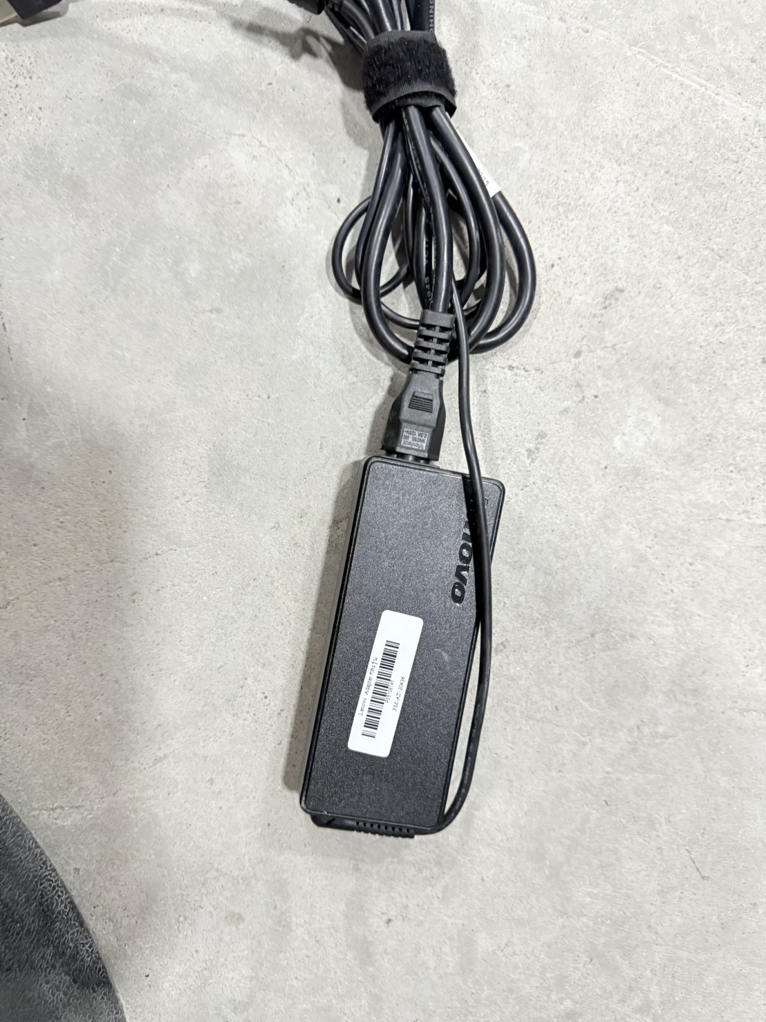 Lenovo Adapter 90W