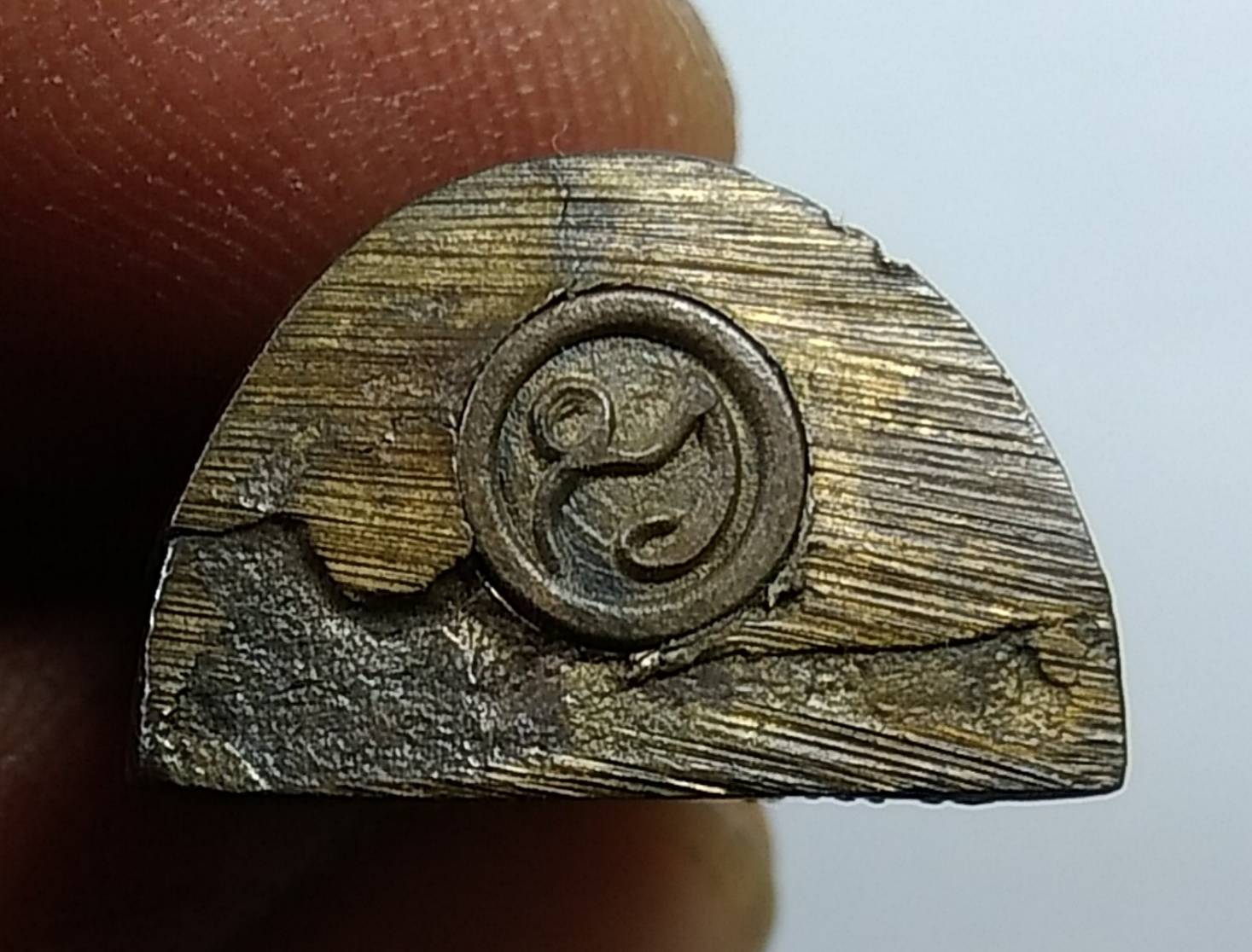 L075 รูปหล่อพระพุทธ หลวงพ่อลมูล วัดเสด็จ จ.ปทุมธานี