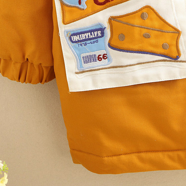 เสื้อโค้ทกันหนาวสีเหลือง มีฮู้ด แต่งกระเป๋าปักลายชีสน่ารัก (12365LM)