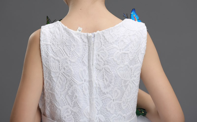 Pre-order ชุดราตรีเด็ก หน้าสั้นหลังยาว แขนกุด ผ้าลูกไม้ กระโปรงตาข่าย แต่งผีเสื้อสามมิติ สวยหวานน่ารักมาๆ