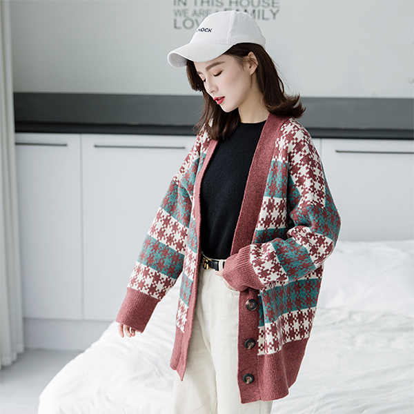 CARDIGAN เสื้อคลุมไหมพรมคอวี ผ้าหนานุ่มถักลายตาราง (12272B)