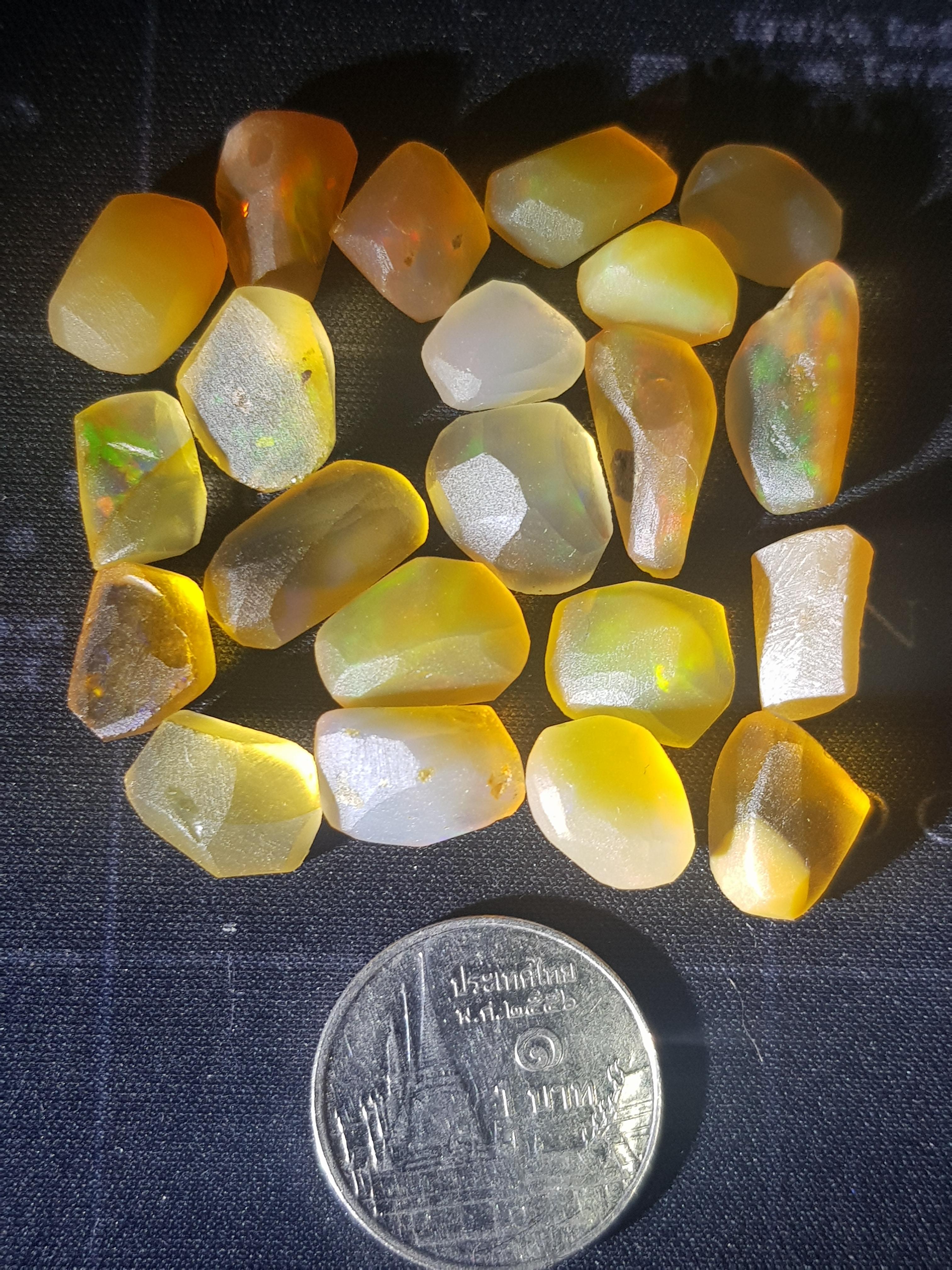 พลอย โอปอล Opal 61.95 กะรัต (Cts.) 21 เม็ด (Pcs) พลอยแท้ อัญมณีมงคลประจําวันเกิด เครื่องประดับพลอย