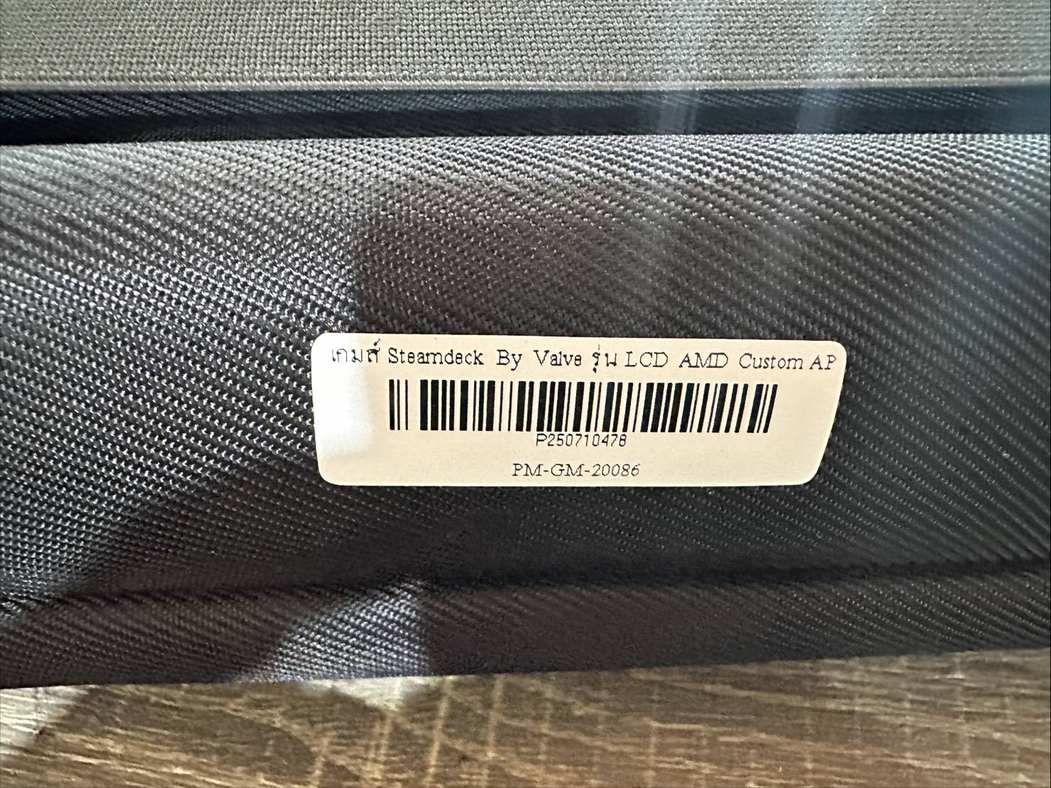 Steamdeck By Valve รุ่น LCD AMD Custom APU 0405(16GB/M.2 512GM)+Adapter+กระเป๋า