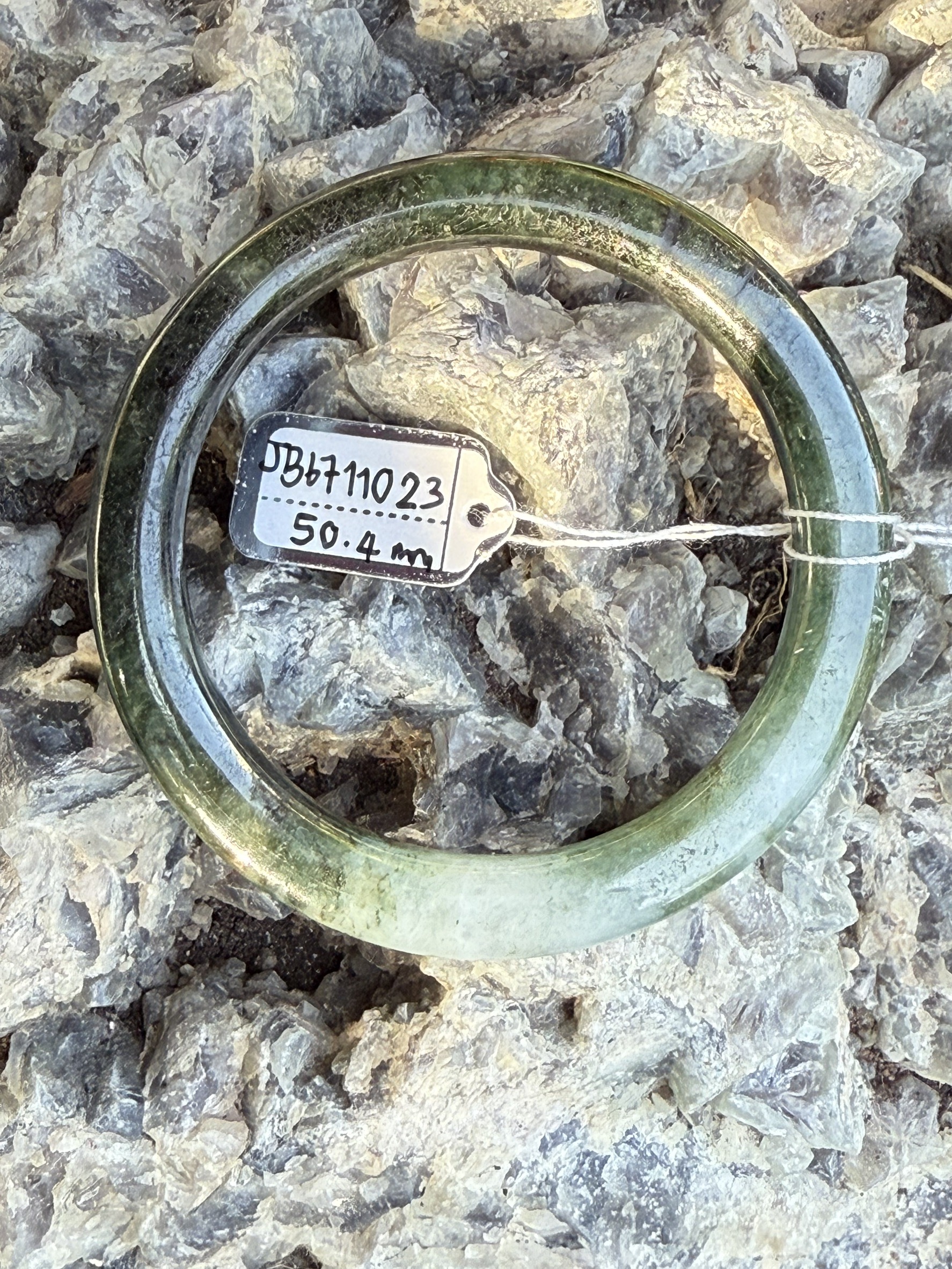 JB6711023 หยก พม่า แท้ Jade กำไลหยก 50.4 มม. (Jadeite bracelet) พม่า (Myanmar)