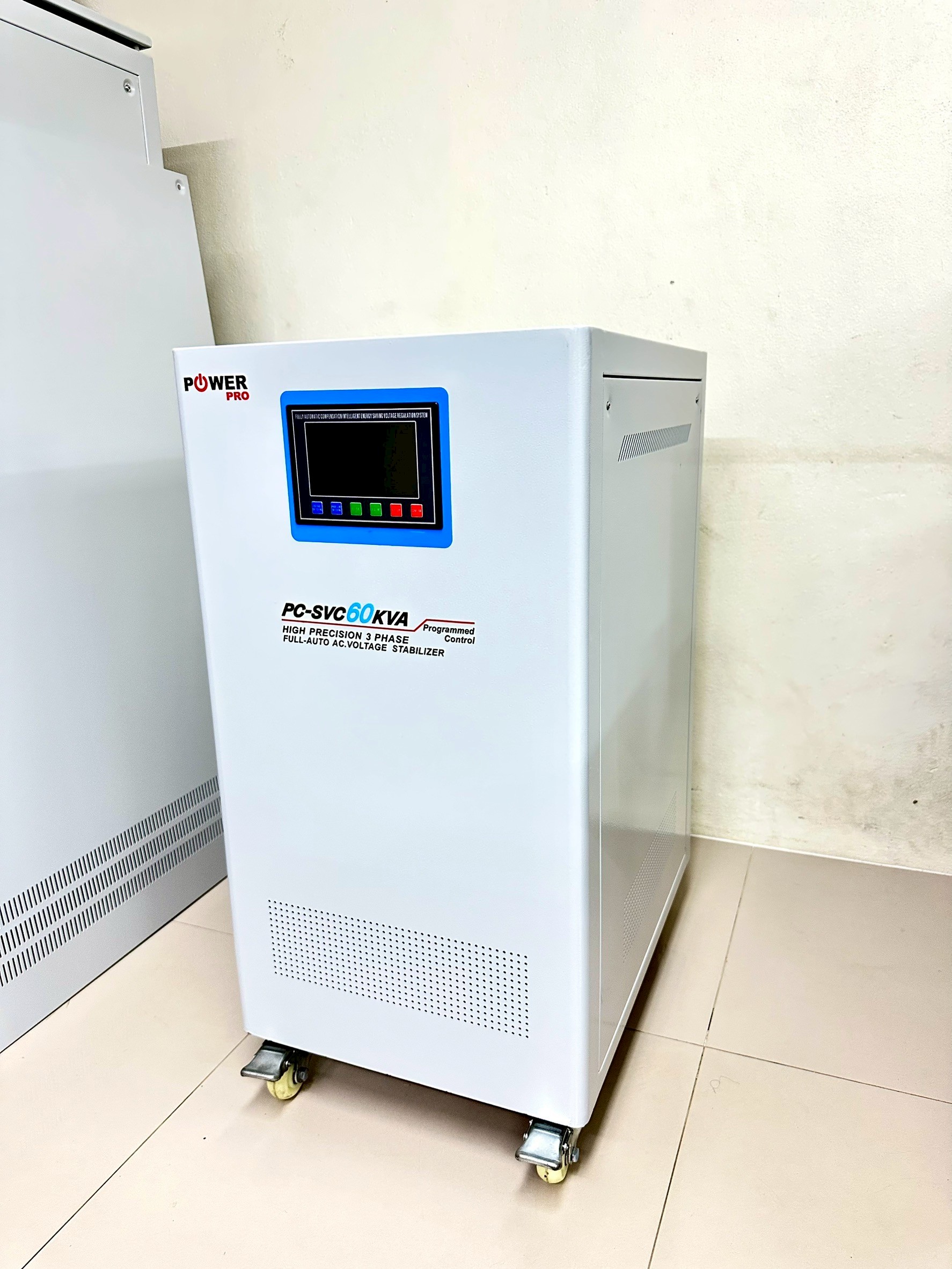 เครื่องปรับแรงดันไฟฟ้าอัตโนมัติ : SVC.60K 3P