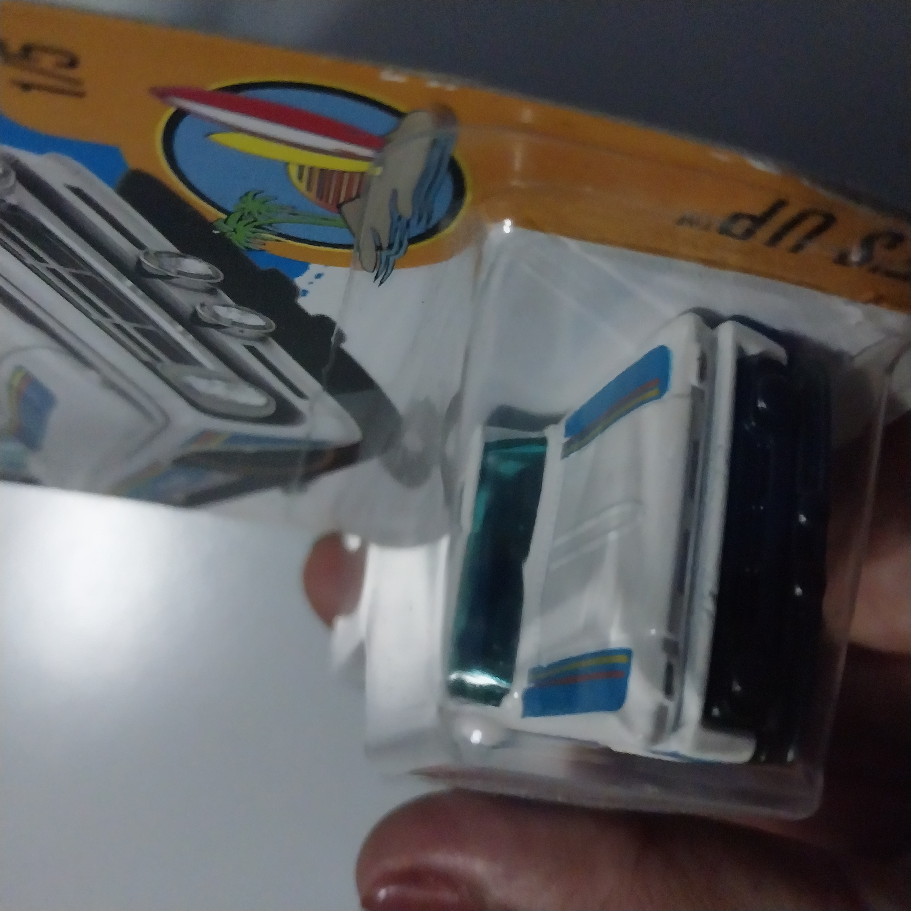 มีหลายภาพ โมเดลรถกะบะจากHotWheel รุ่น #custom62chevypickup **มุมแพ็คมีรอยบ้าง ตามภาพ