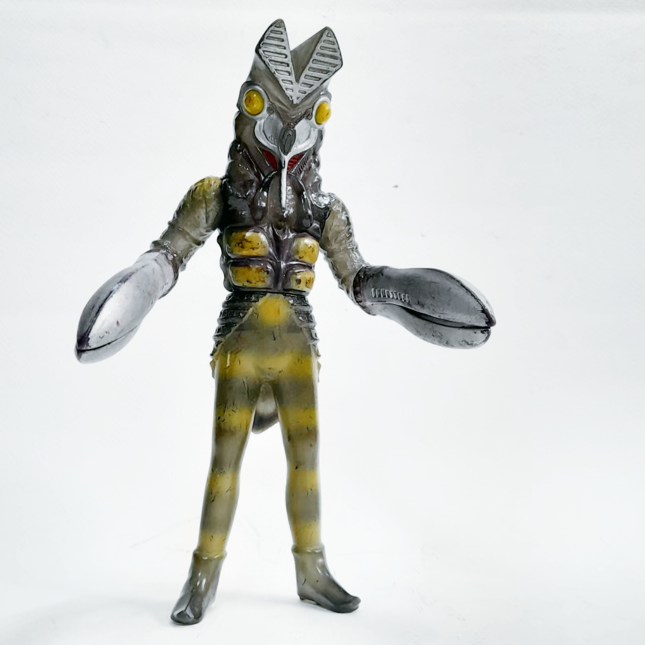 ซอฟ 6.5-7นิ้ว มีหลายภาพ มนุษย์ดาวบัลตั้น ตัวพิเศษ ตัวใส ทำสี จาก อุลตร้าแมน1 มือสองสภาพดี มีรอยบ้าง ค่อนข้างหายาก