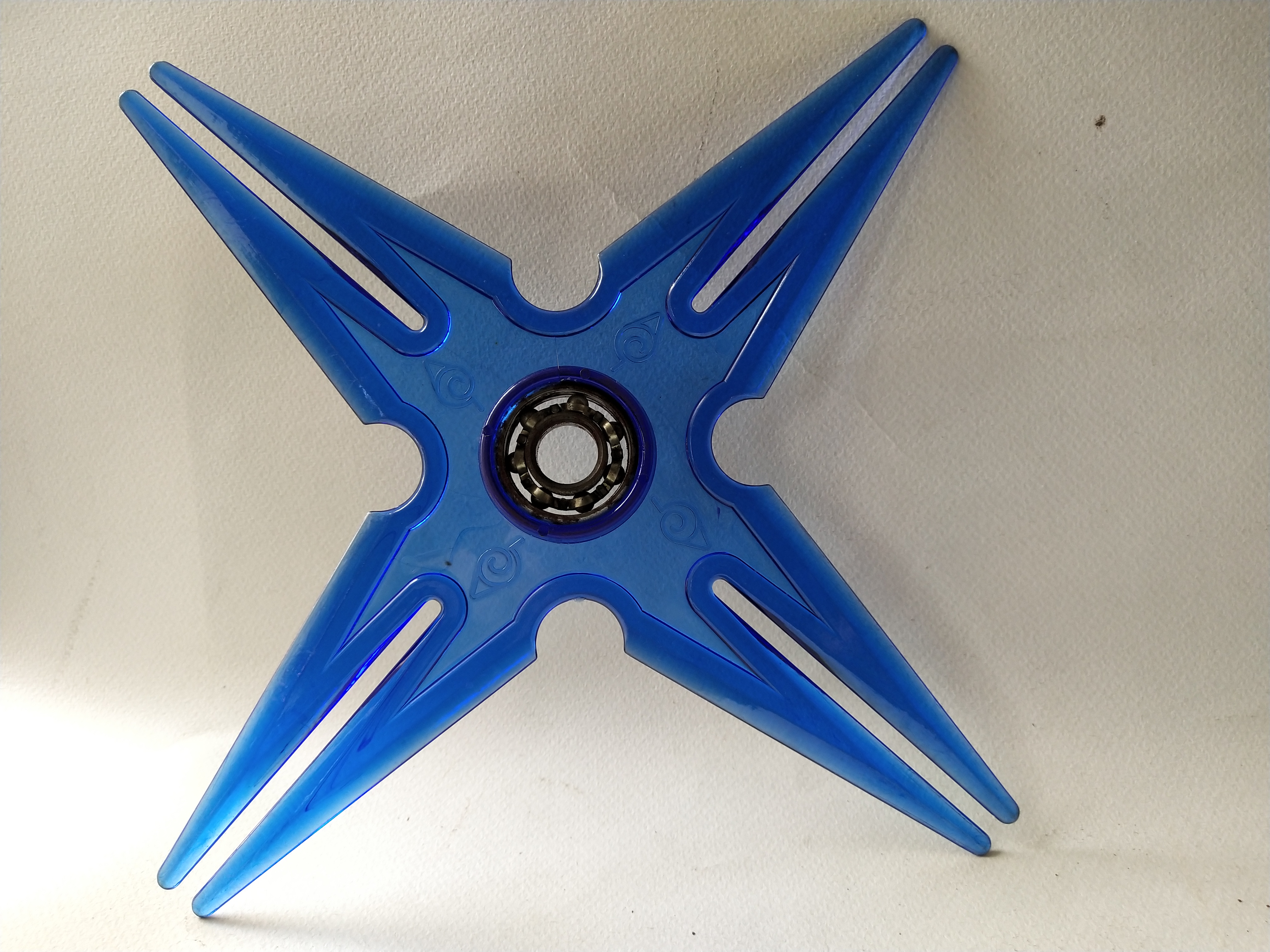 ของเล่นสำหรับสะสม อาวุธขว้างชูริเคนขนาดประมาณ 18 ซม. กรุณาเลือกแบบ (ราคาต่อชิ้น) วัสดุพลาสติก แตกหักได้ ตรงกลางเป็นเหล็ก มีน้ำหนัก