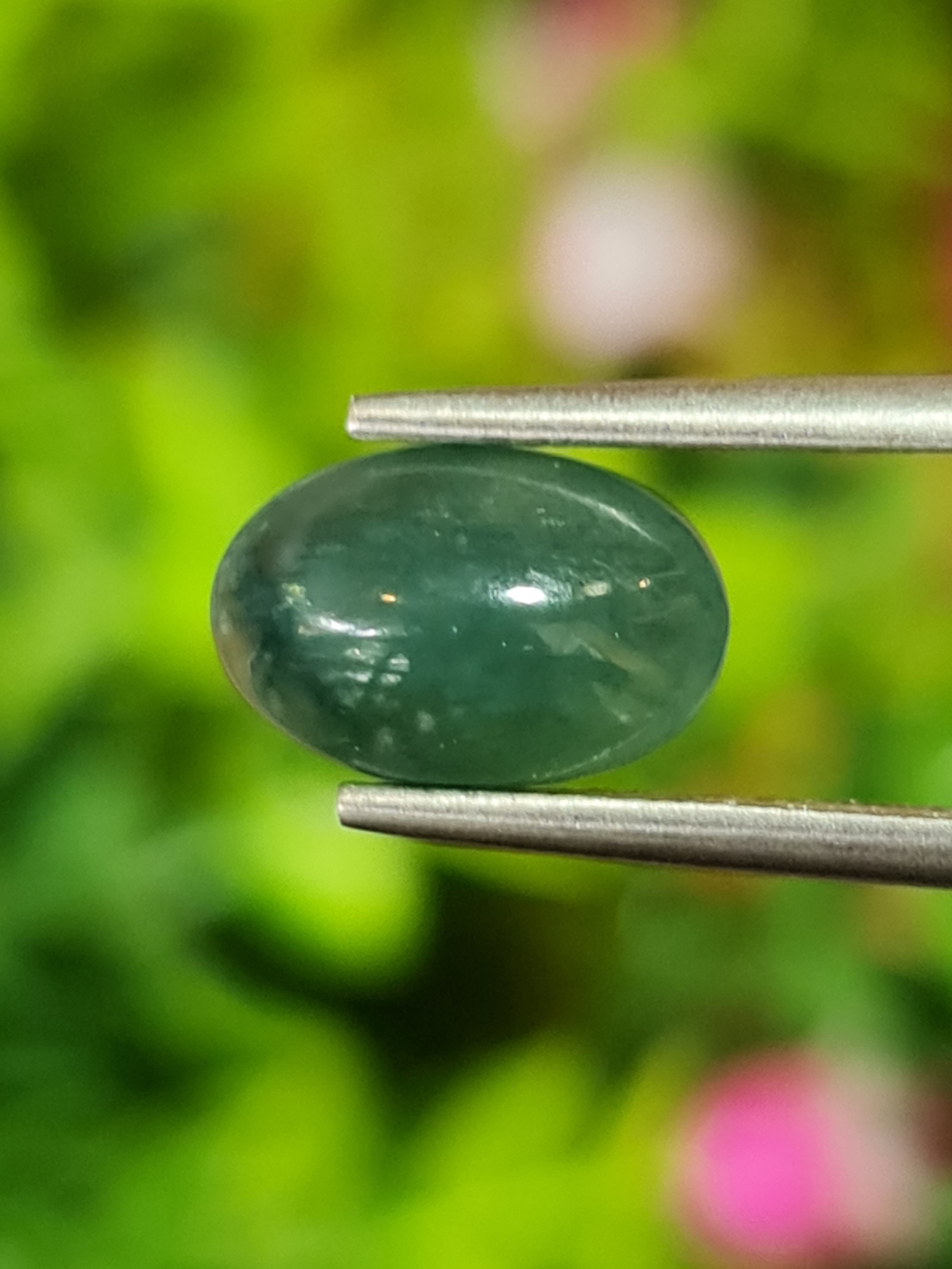 หยกพม่าเจียรนัย (Burmese jade ) 2.69 กะรัต หยกแท้ อัญมณีมงคลประจําวันเกิด เครื่องประดับหยก
