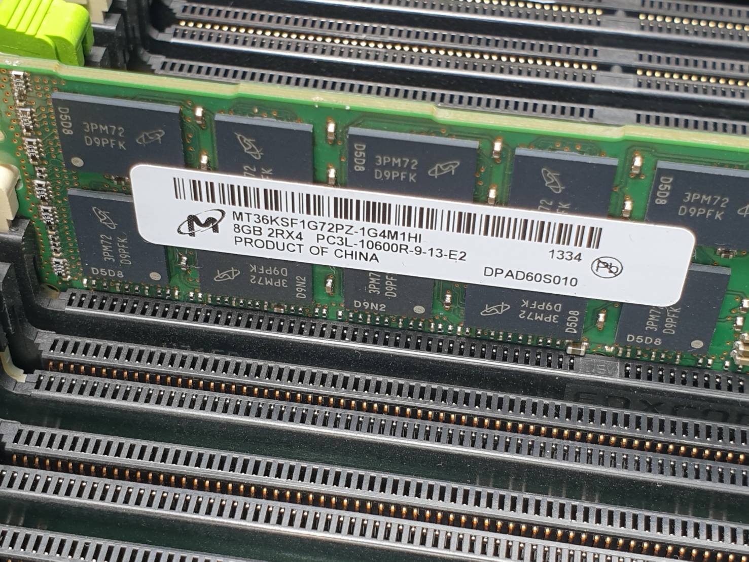 Dell R620 E5-2650v2 x2 ram 128 GB SSD 200GBx2 SAS 600x4 Power x2