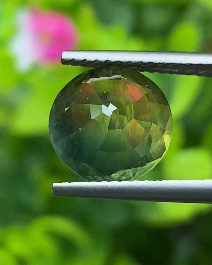 พลอย บุษราคัม Yellow Sapphire 4.61 กะรัต (Cts.) พลอยแท้ อัญมณีมงคลประจําวันเกิด เครื่องประดับพลอย