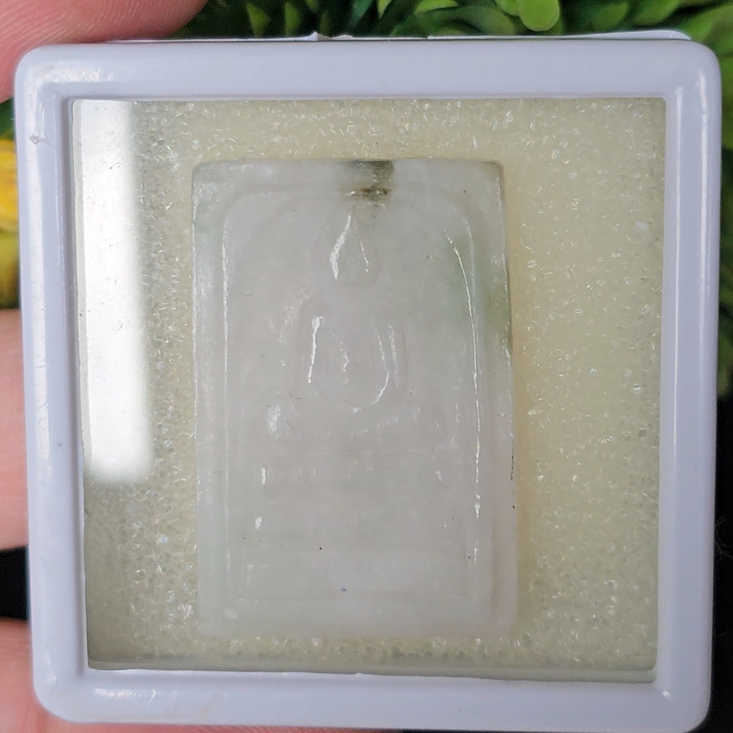 หยก แกะสลัก รูป พระ (Burmese jadeite) 55.93 กะรัต (cts.) หยก พม่า แท้